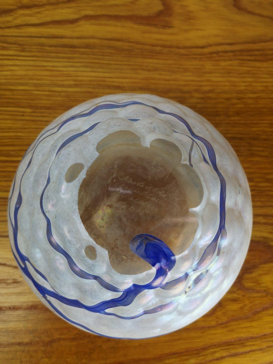 Kosta Boda Bertil Vallien blue glass bowl, signed, 1970's In Good Condition For Sale In Budapest, HU