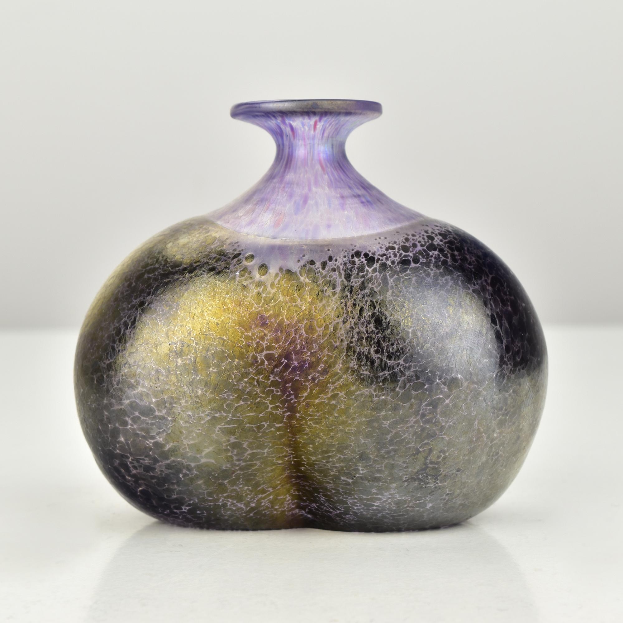 Swedish Kosta Boda Bertil Vallien Volcano Series Mini Object Vase, Double Bubble 48136 For Sale