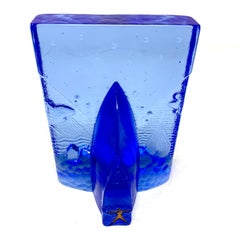 Kosta Boda - Objet d'art en verre bleu « Blues : Four Elements » de Bertil Vallien