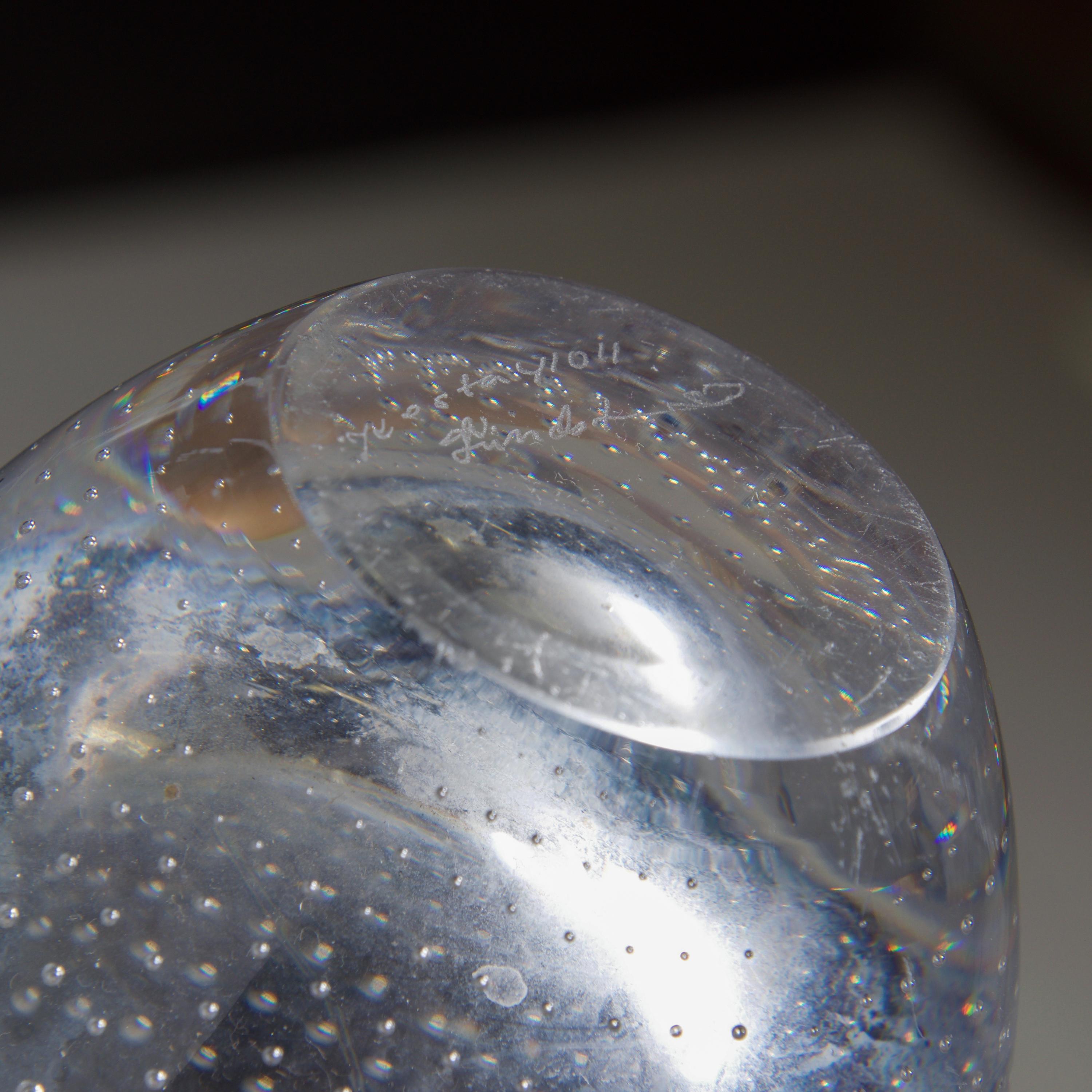 Kosta Boda Vase Art Glass Controlled Bubble Vicke Lindstrand Suède, années 1960 en vente 2