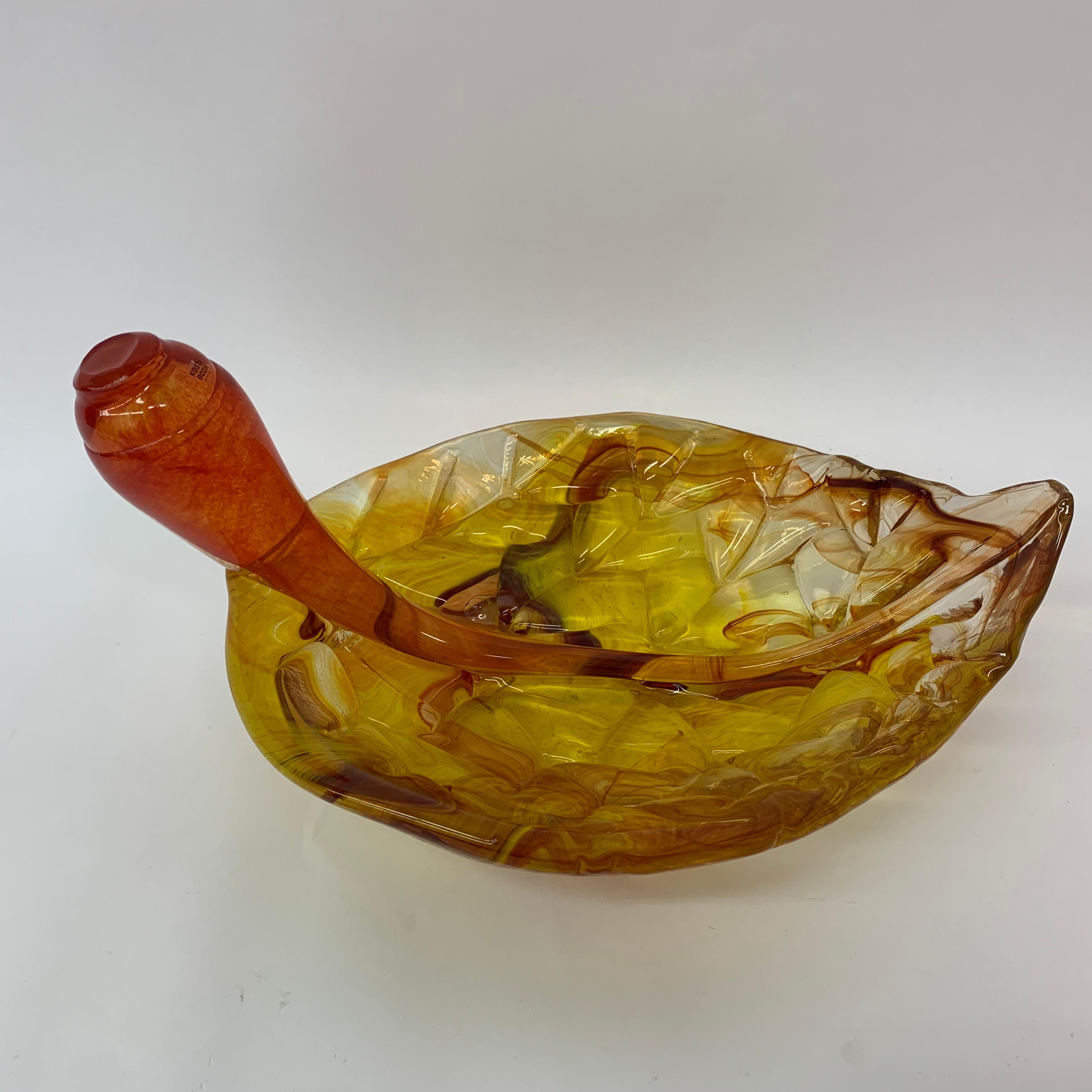 Kosta Boda leaf bowl by Ludvig Löfgren For Sale 2