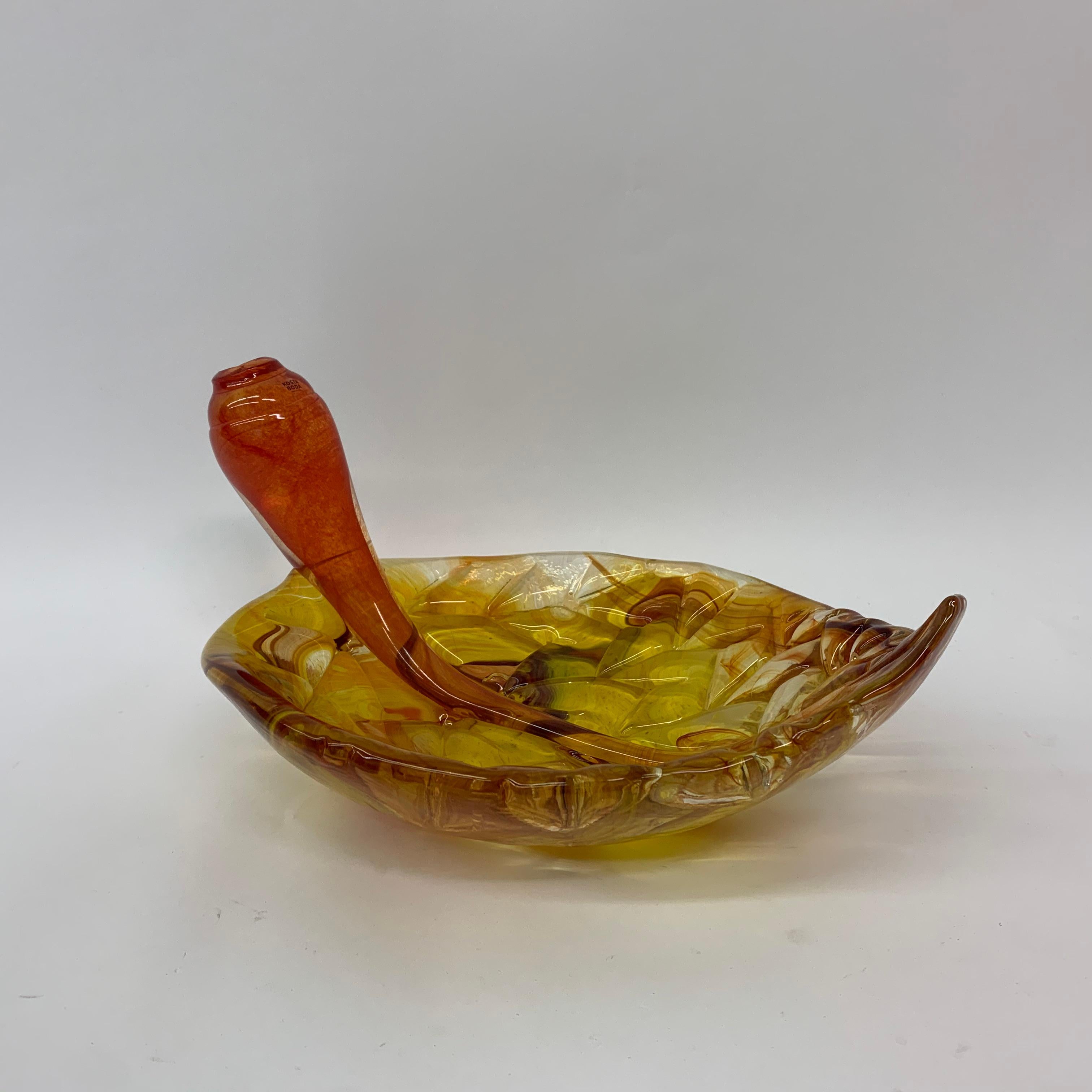 Kosta Boda leaf bowl by Ludvig Löfgren For Sale 3