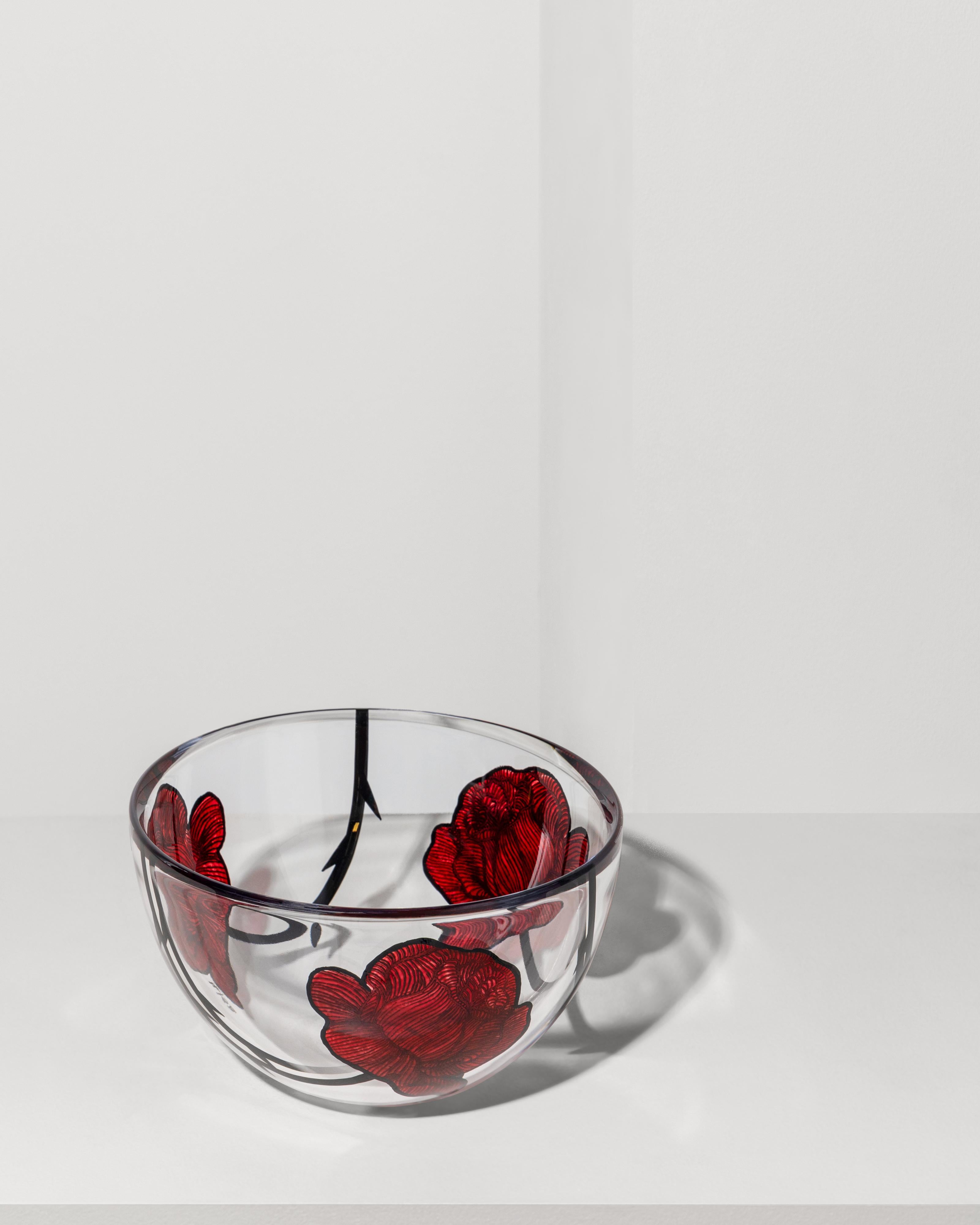 The Tattoo collection from Kosta Boda is inspired by tattoo art. The bowl is hand-painted in Kosta, Sweden, and offers a creative combination of romance and rock ‘n’ roll. Good things should last forever! Design by Ludvig Löfgren.

