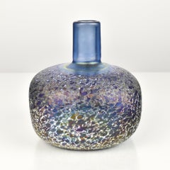 Kosta Boda Vase von Bertil Vallien, schillernde Oberfläche, nummeriert 77638, Vintage