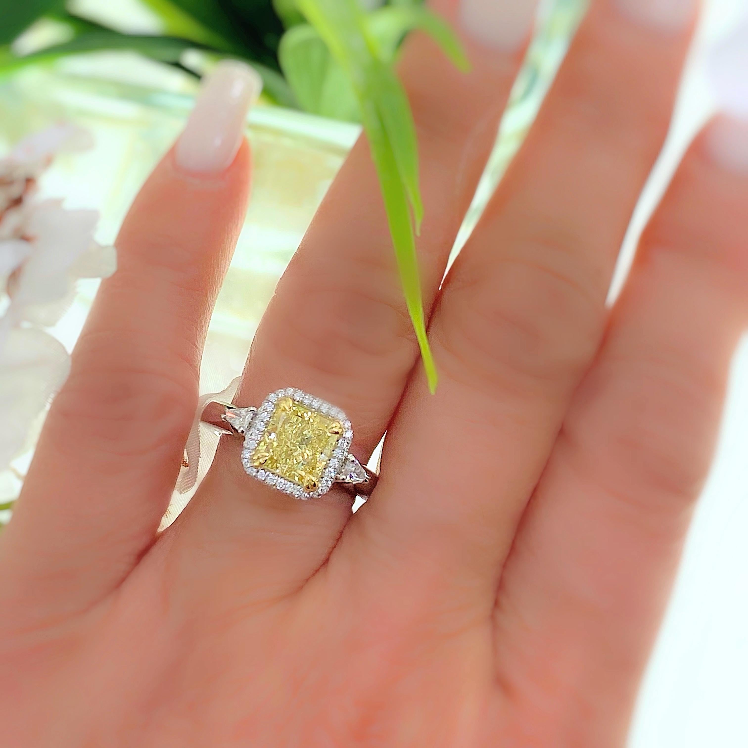 Kotlar Classico Fancy Yellow Radiant Diamond Engagement Ring 2.50 Carat Platinum 3