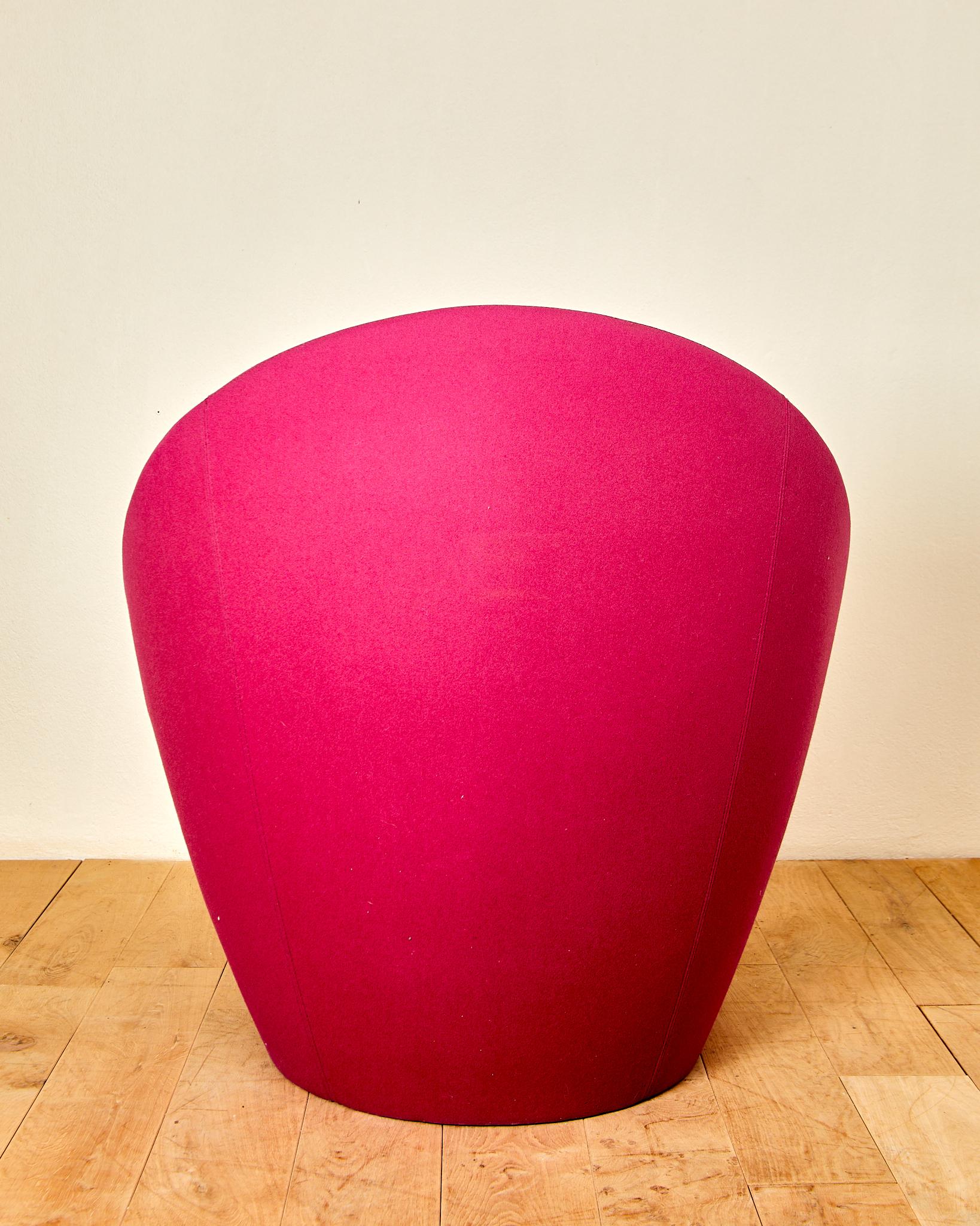 KOUCH AND OUCH, Karim Rashid, CASAMANIA, Paire de fauteuils. en vente 3