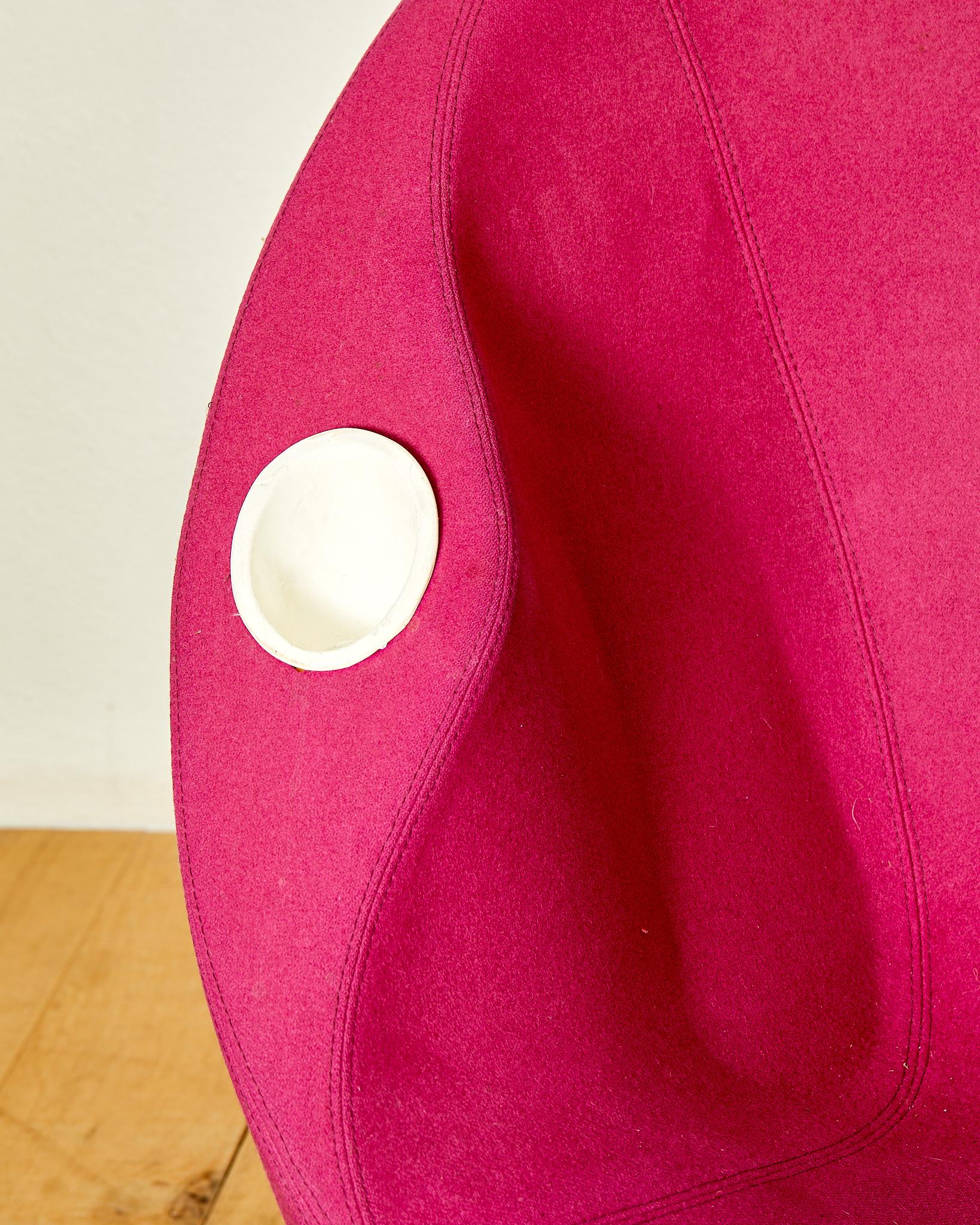 KOUCH AND OUCH, Karim Rashid, CASAMANIA, Paire de fauteuils. en vente 6