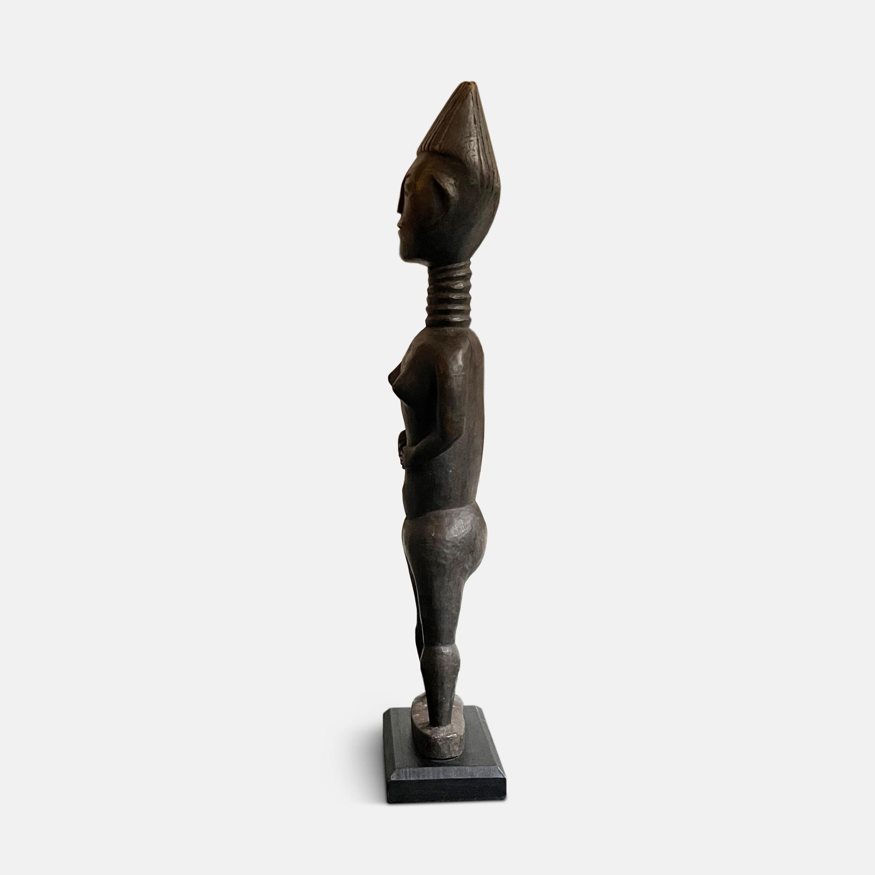 Hand-Carved Koulango Female Ancestral Statue, Ivory Coast, Early 20th Century For Sale
