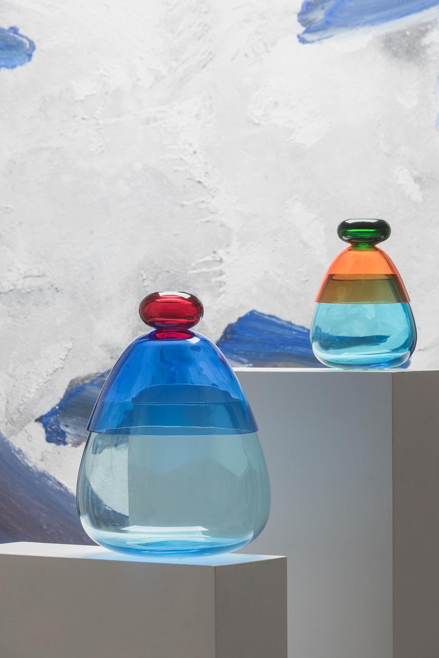 italien Centre de table du 21e siècle Karim Rashid Grand vase en verre de Murano de différentes couleurs en vente