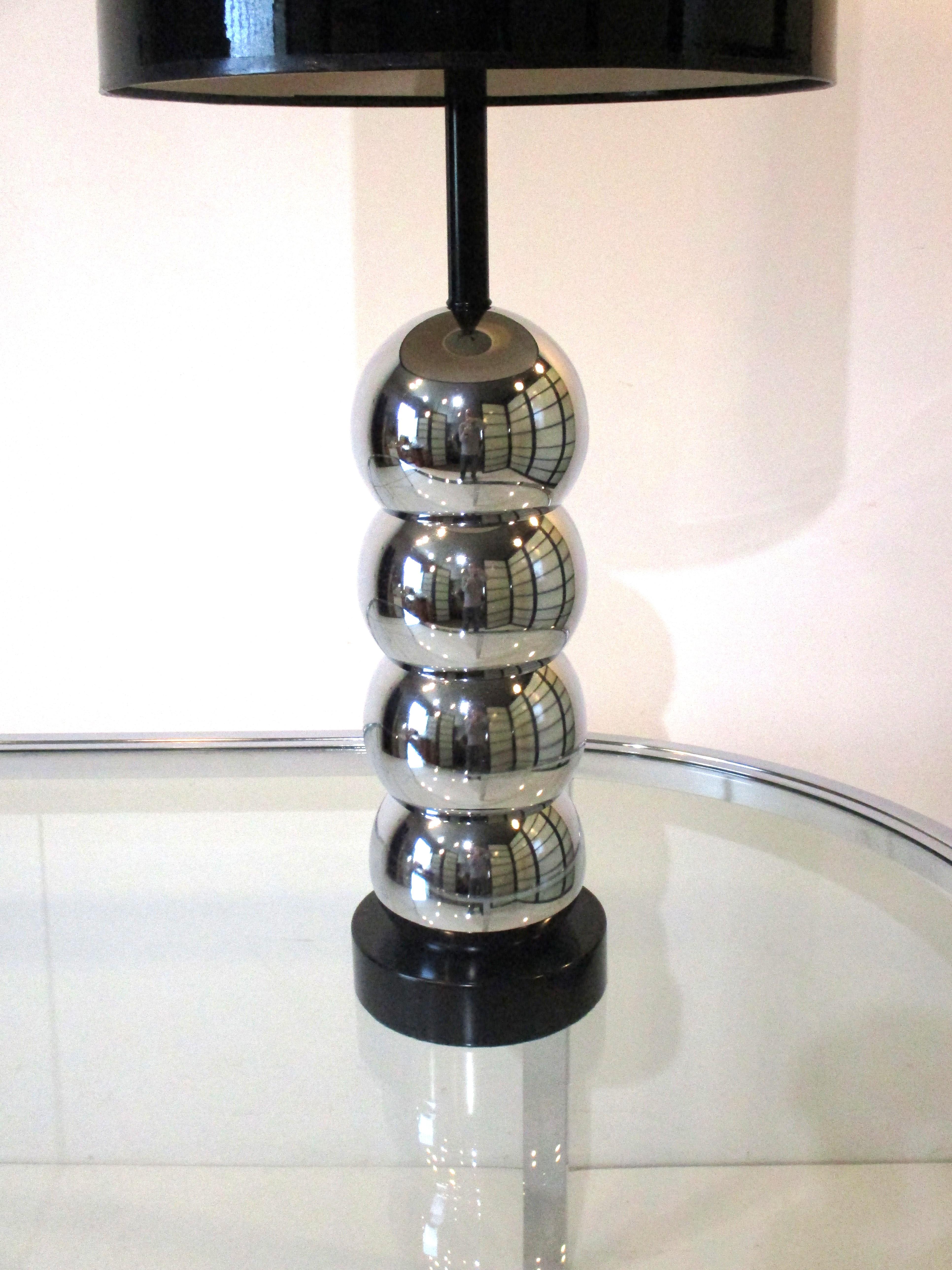 Mid-Century Modern Kovacs Chrome Stacked Ball Table Lamp For Sale