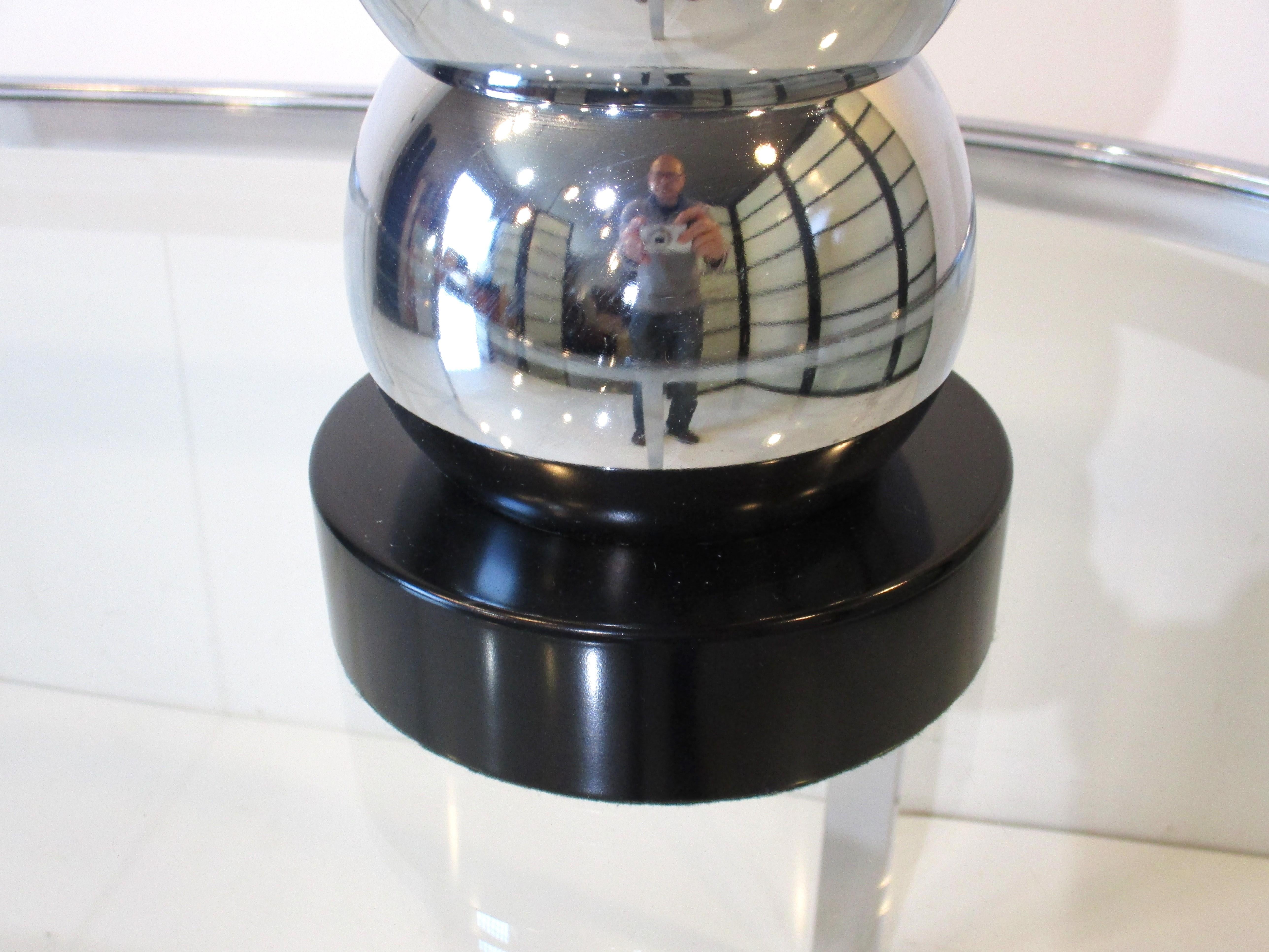 Kovacs Chrome Stacked Ball Table Lamp In Good Condition For Sale In Cincinnati, OH