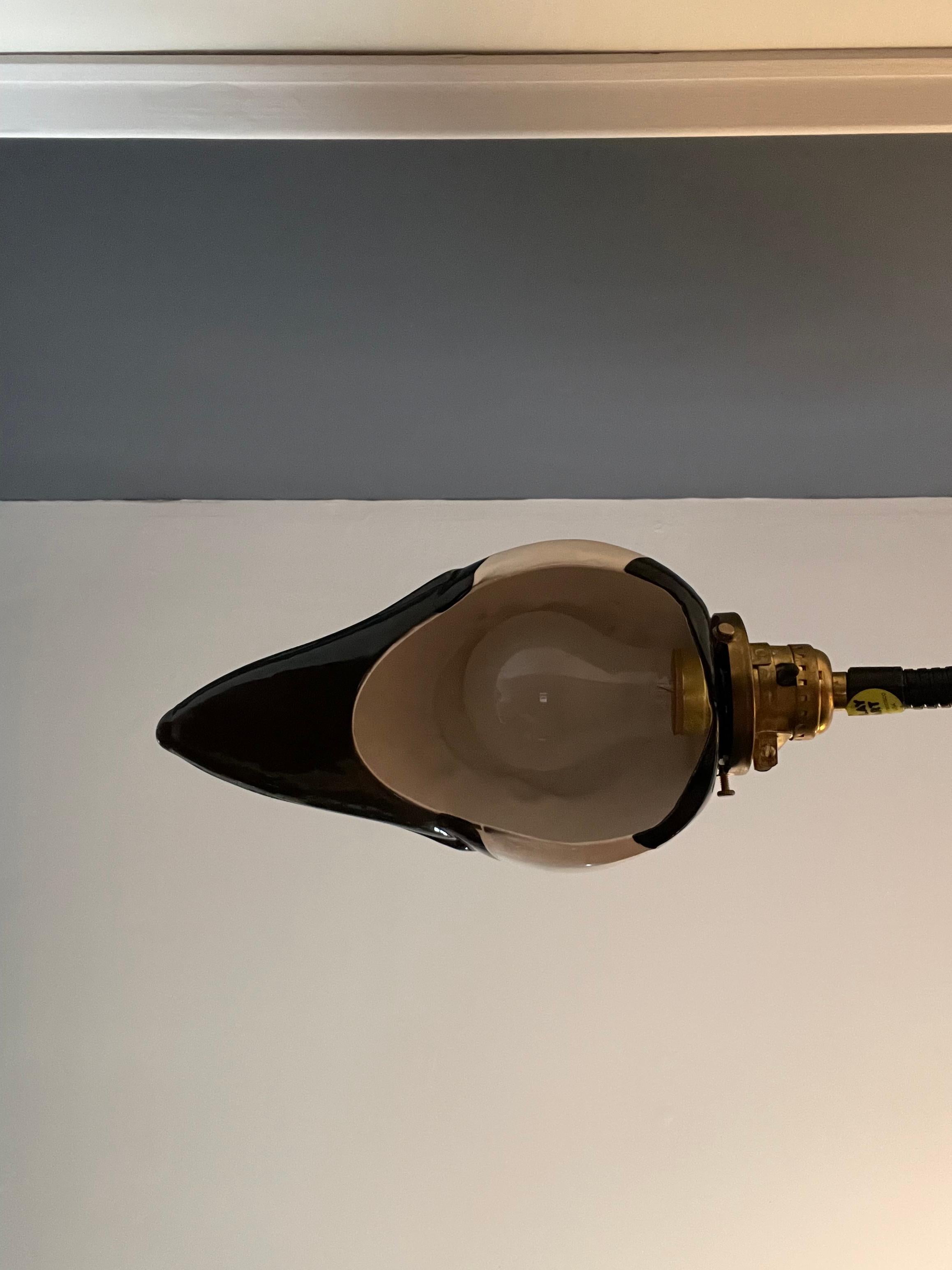 Mid-Century Modern Lampe de bureau à col de cygne à tête de canard en céramique, style Kovacs en vente