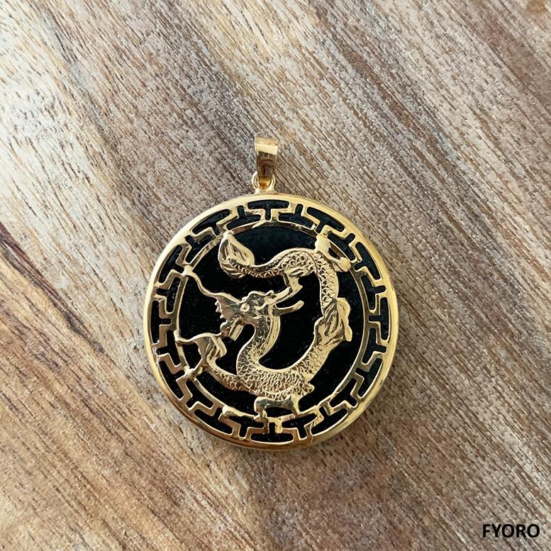 Pendentif Dragon en Onyx noir de Kowloon avec or jaune massif 14K Unisexe en vente