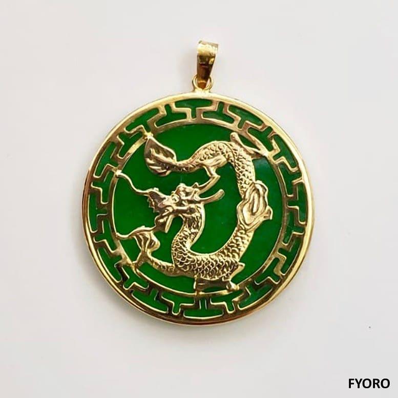 Kowloon Green Jade Dragon Pendant with 14K Yellow Solid Gold For Sale 7