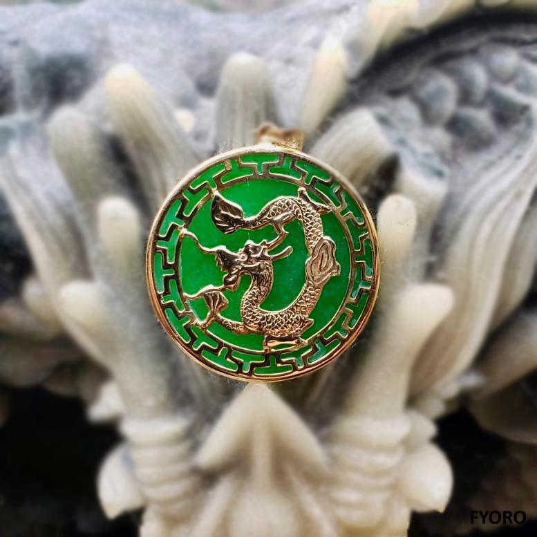 Kowloon Green Jade Dragon Pendant with 14K Yellow Solid Gold For Sale 3