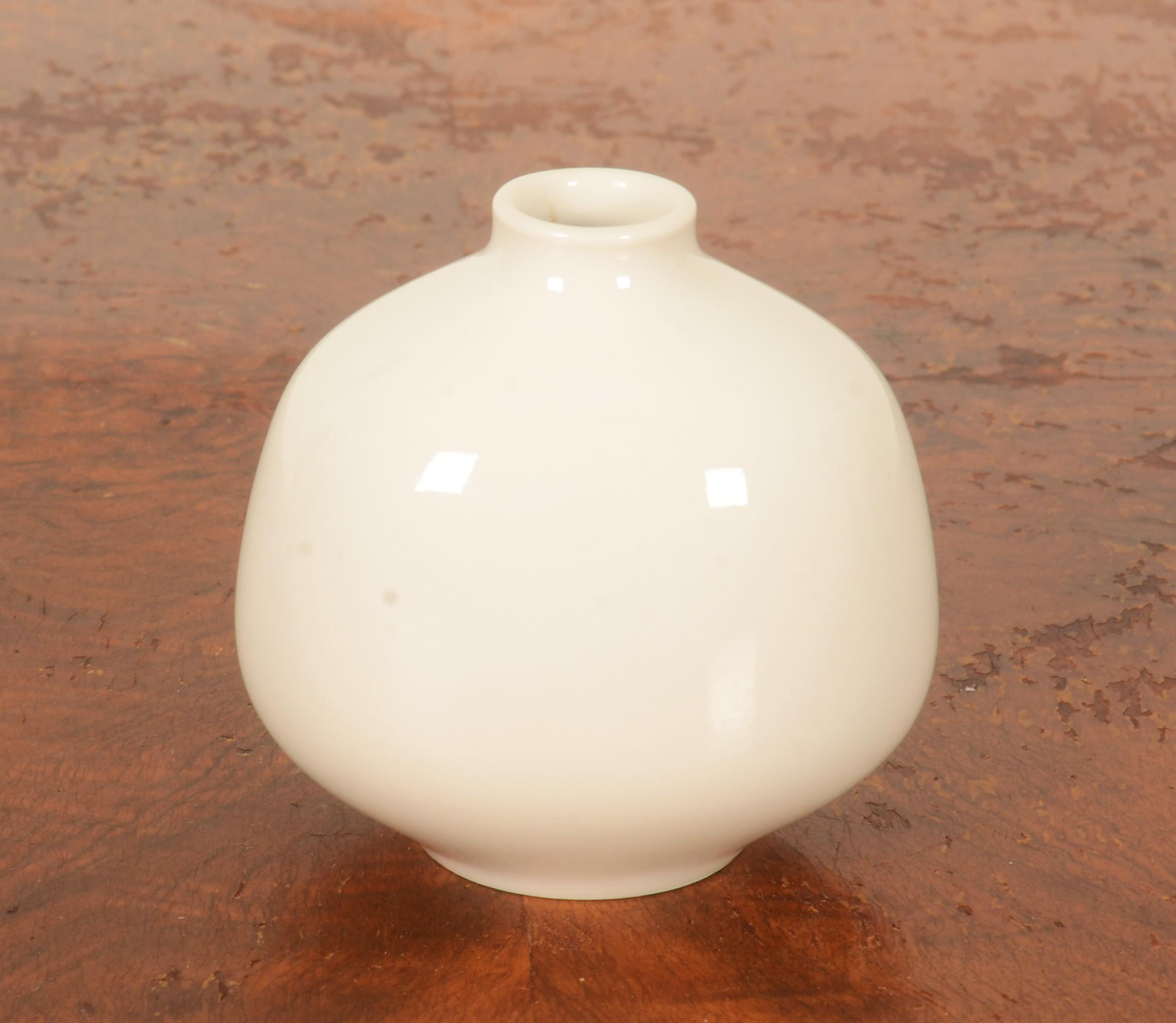 Art Nouveau Vaso in porcellana KPM Berlin Adonis Siegmund Schütz in vendita