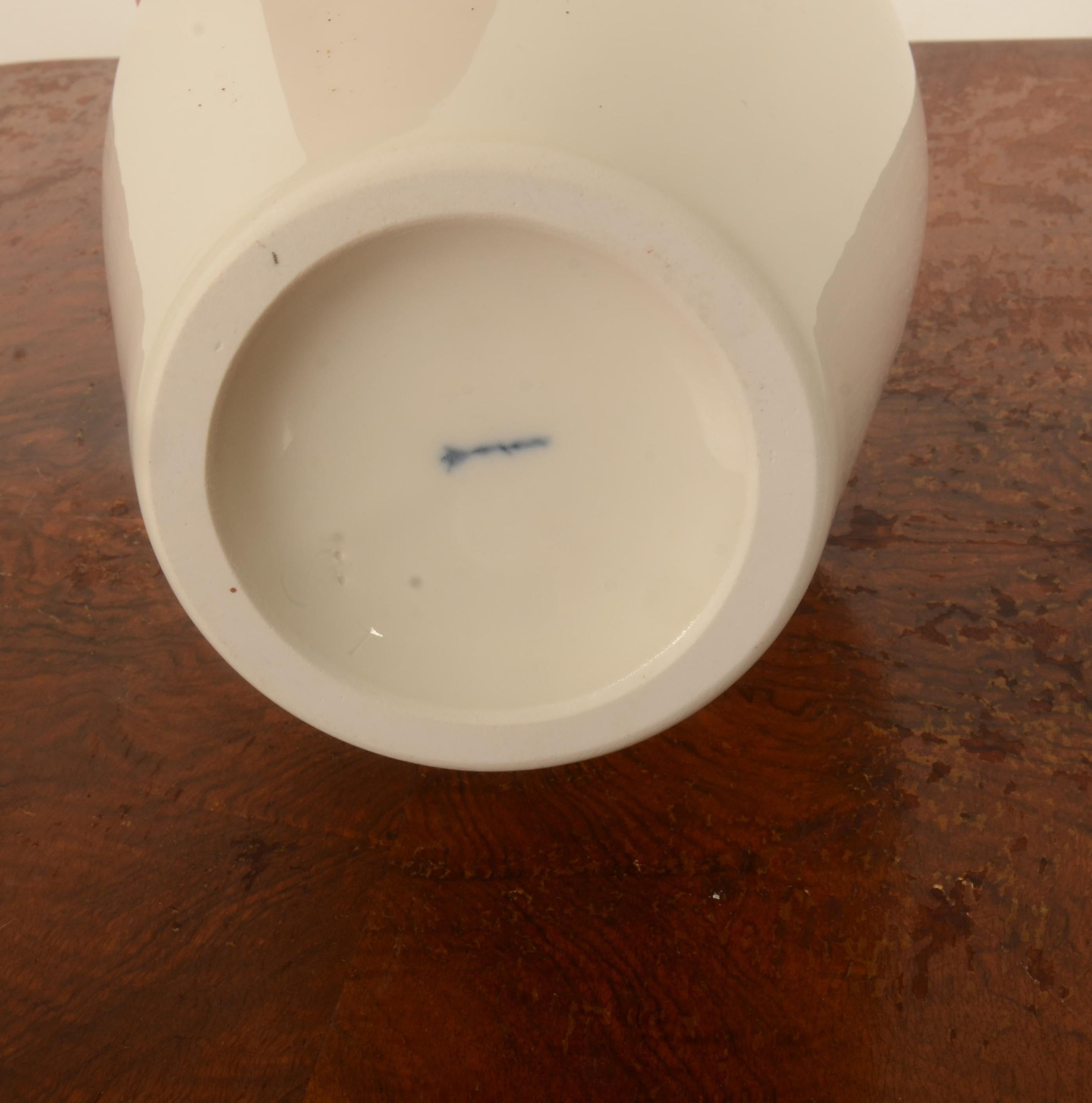 Vaso cinese KPM Berlin disegnato da Julius Wilhelm Mantel In condizioni buone in vendita a Vienna, AT