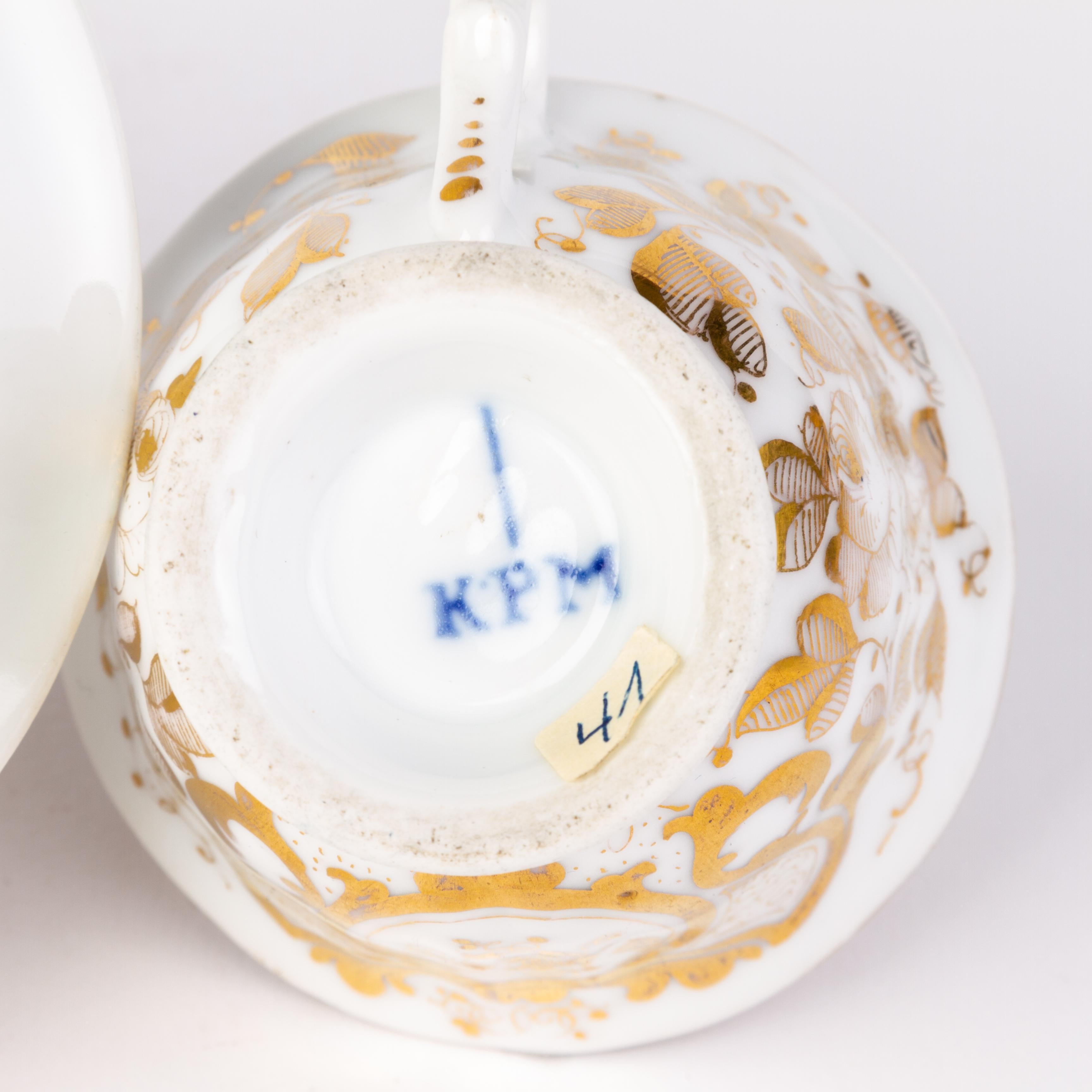 KPM Berlin German Fine Gilt Porcelain Tea Cup & Saucer ca. 1840 For Sale 3