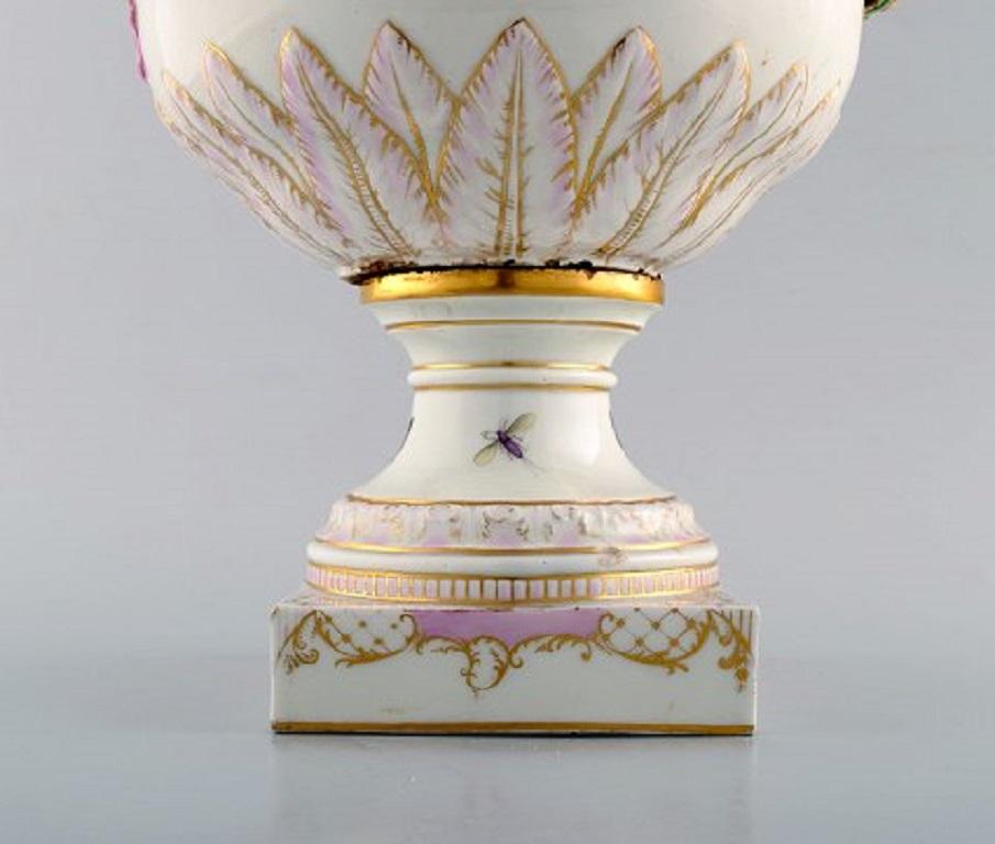 KPM, Berlin, Monumental Antique Lidded Vase in Porcelain, Museum Quality, 1780s 1