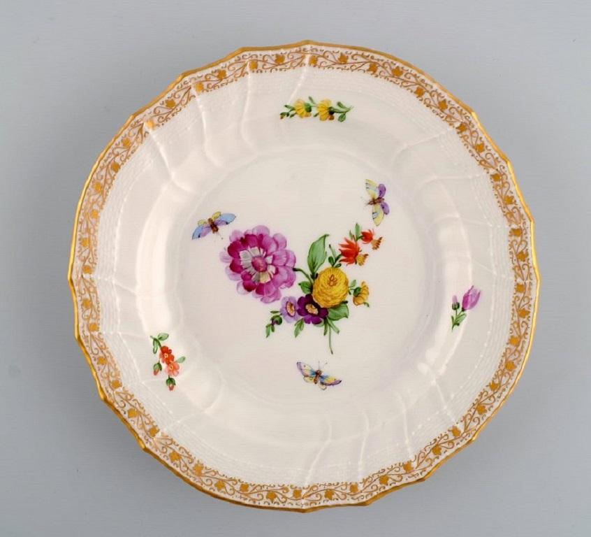 German Kpm, Berlin, Two Antique Plates in Curved Porcelain with Hand-Painted Flowers For Sale