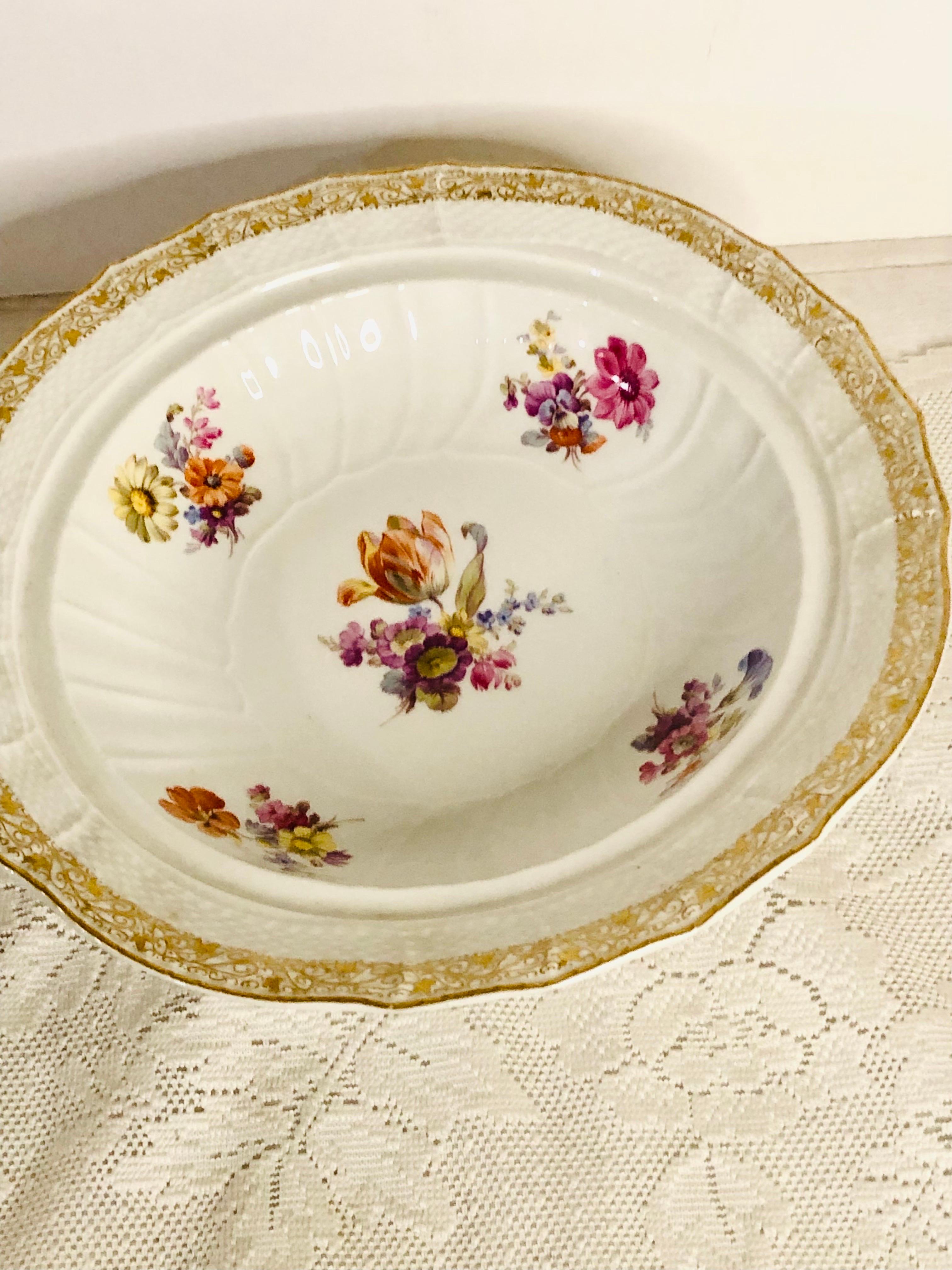 KPM Covered Bowl on a Pedestal With Raised Fruits and Roses and Painted Bouquets For Sale 5