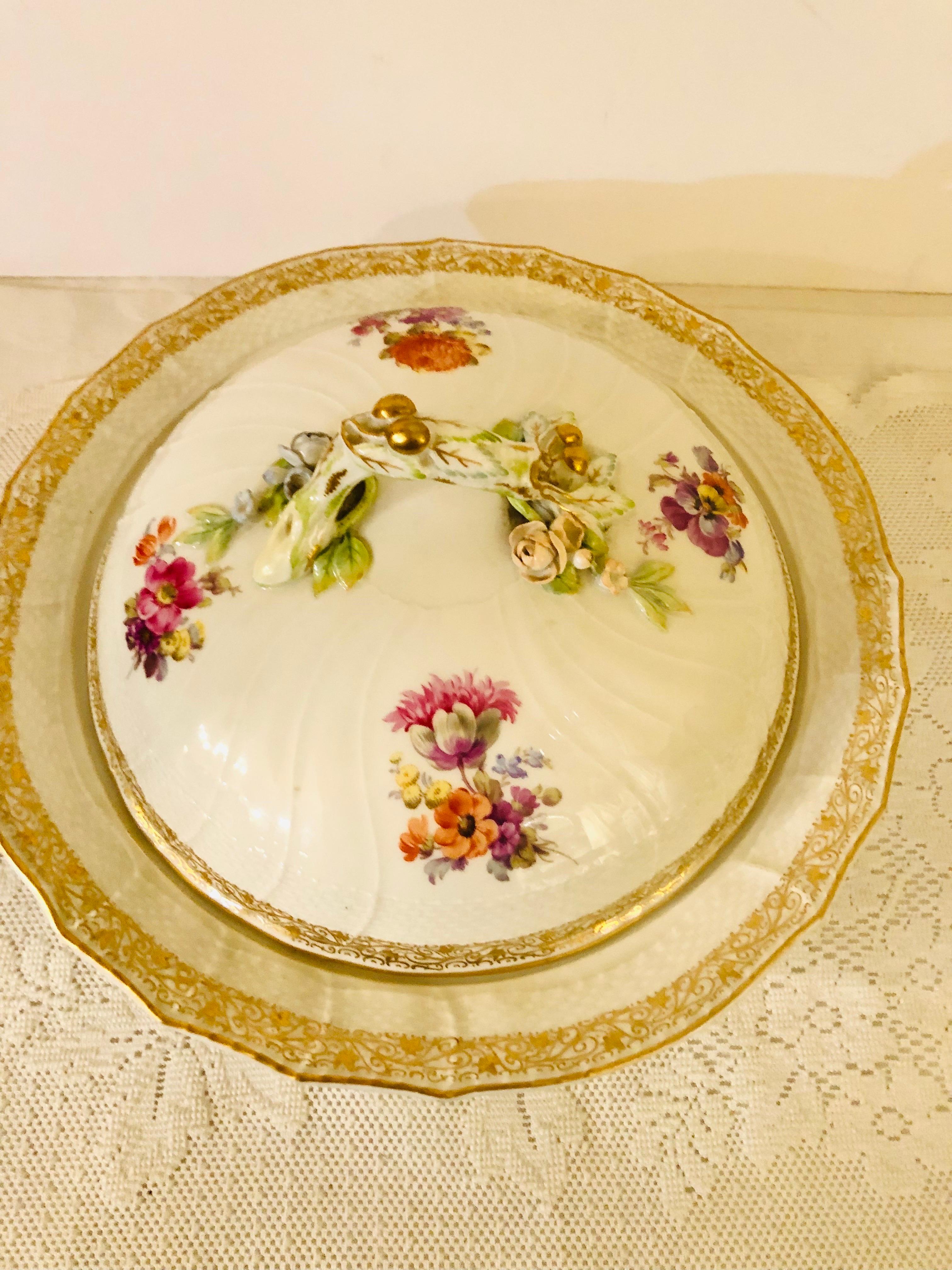 KPM Covered Bowl on a Pedestal With Raised Fruits and Roses and Painted Bouquets For Sale 1