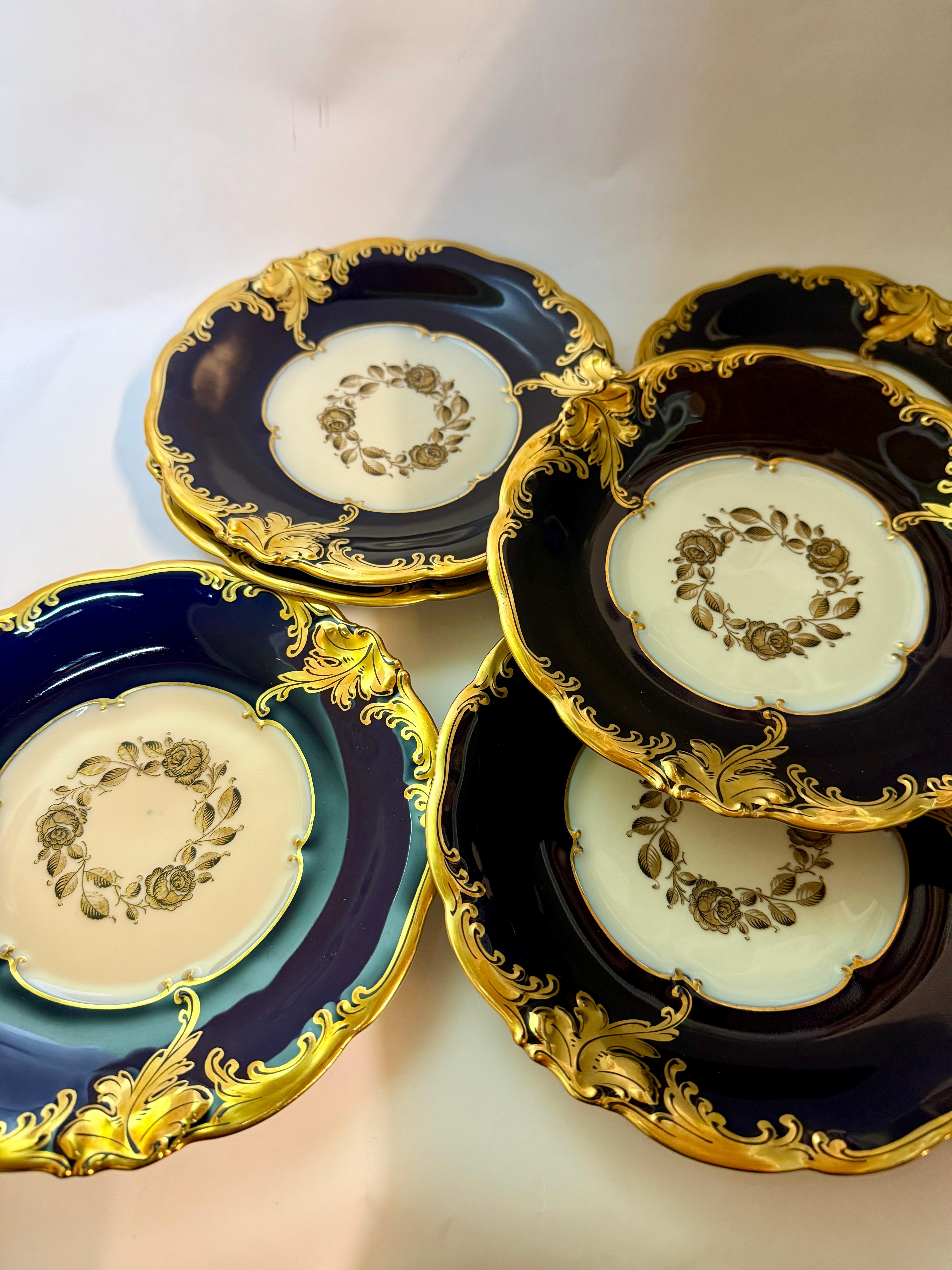 Porcelaine KPM Allemagne Friederike 6 assiettes latérales en or cobalt en vente