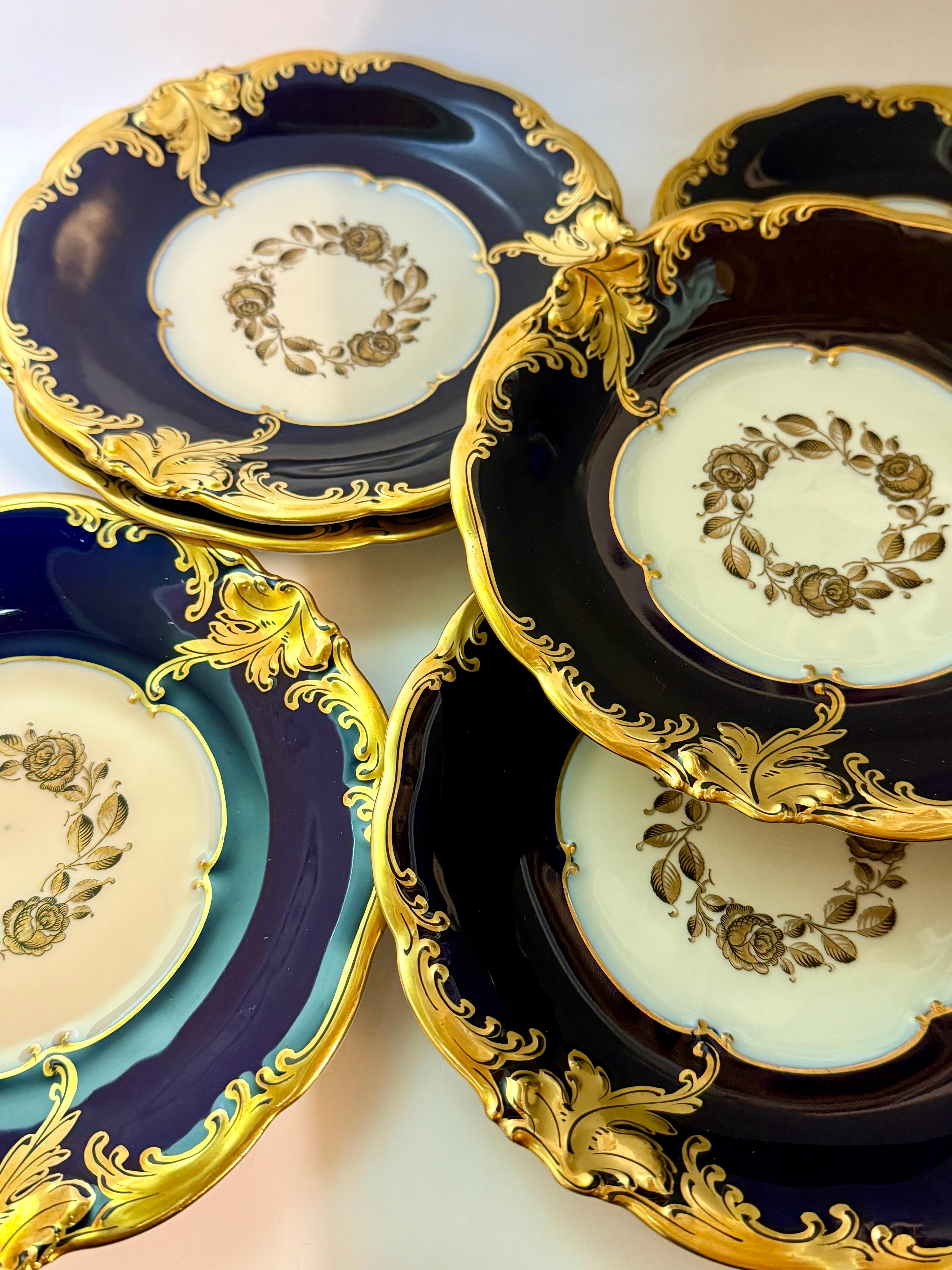 KPM Allemagne Friederike 6 assiettes latérales en or cobalt en vente 1