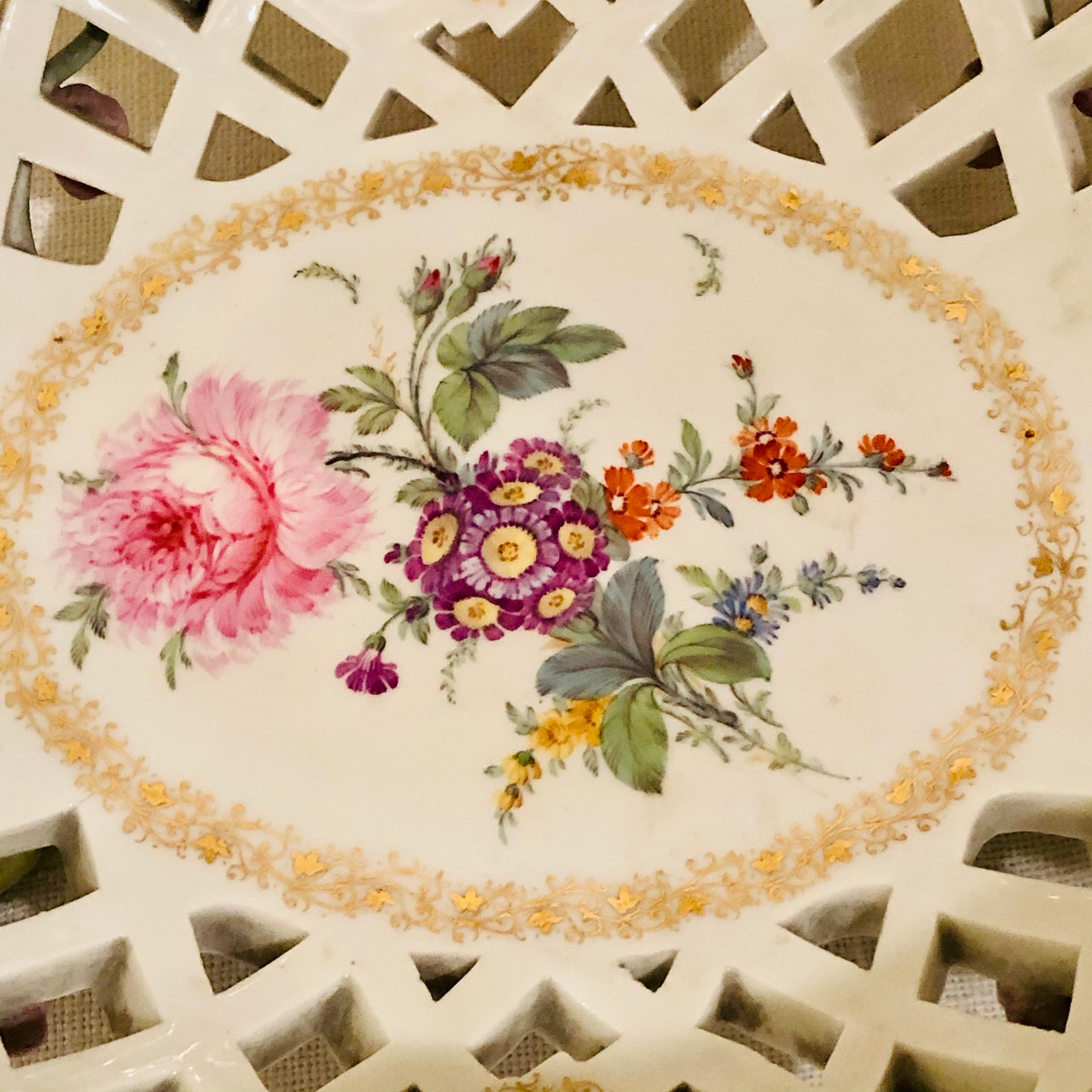 Late 19th Century KPM Openwork Bowl with Raised Pink Flowers and Painted Birds on Both Sides For Sale