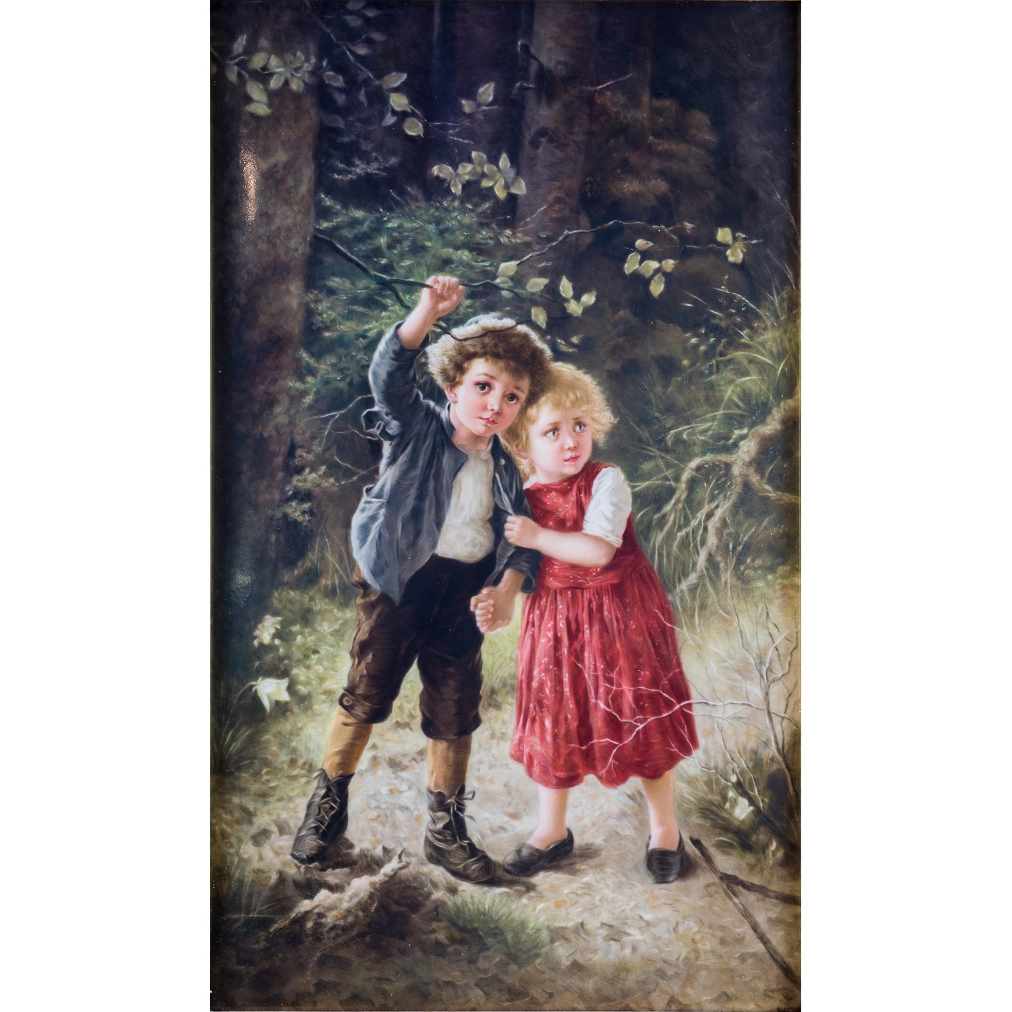 Die rechteckige Plakette ist handbemalt und zeigt zwei Kinder, die sich in einem dichten deutschen Wald verirrt haben.

Herkunft: Deutsch
Datum: 19. Jahrhundert
Abmessungen: (Plaque) 13 in. x 8 in.; (gerahmt) 19 1/2 in. x 14 1/2 in.