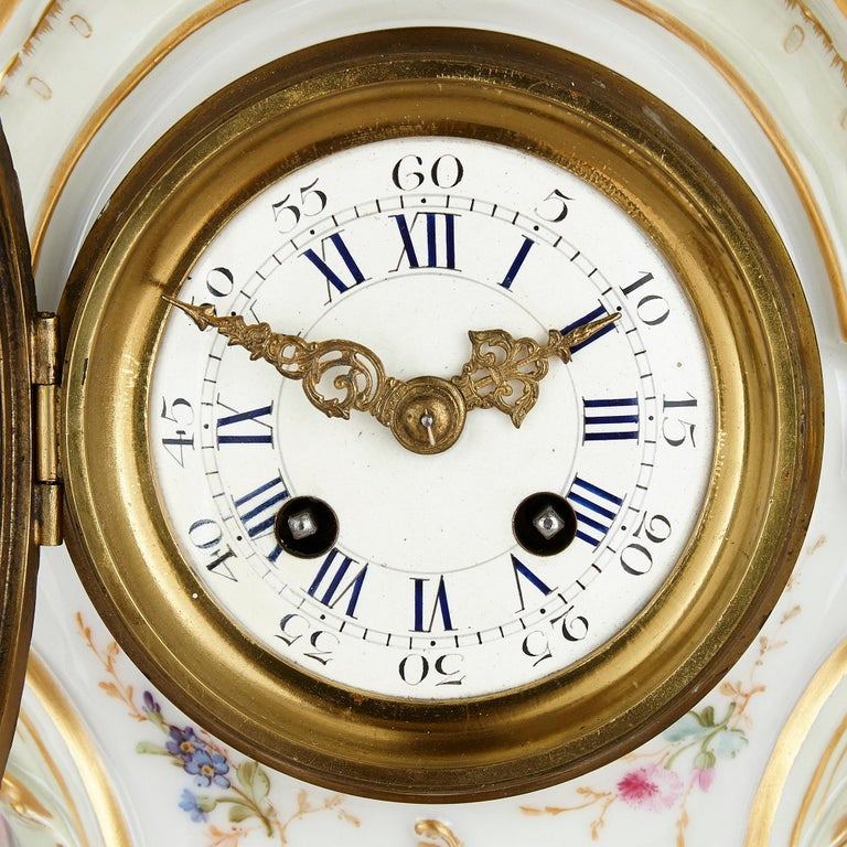 KPM Porcelain and Gilt Bronze Rococo Style Clock Set In Good Condition For Sale In London, GB