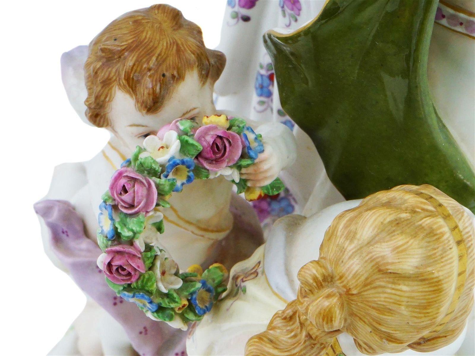 Neoclassical KPM Porcelain Figurine Depicting Orpheus and Eurydice For Sale
