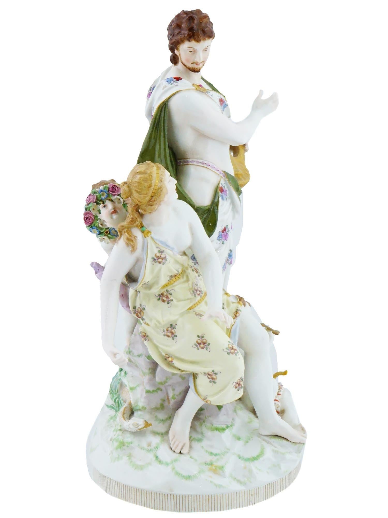 KPM Porcelain Figurine Depicting Orpheus and Eurydice For Sale 2