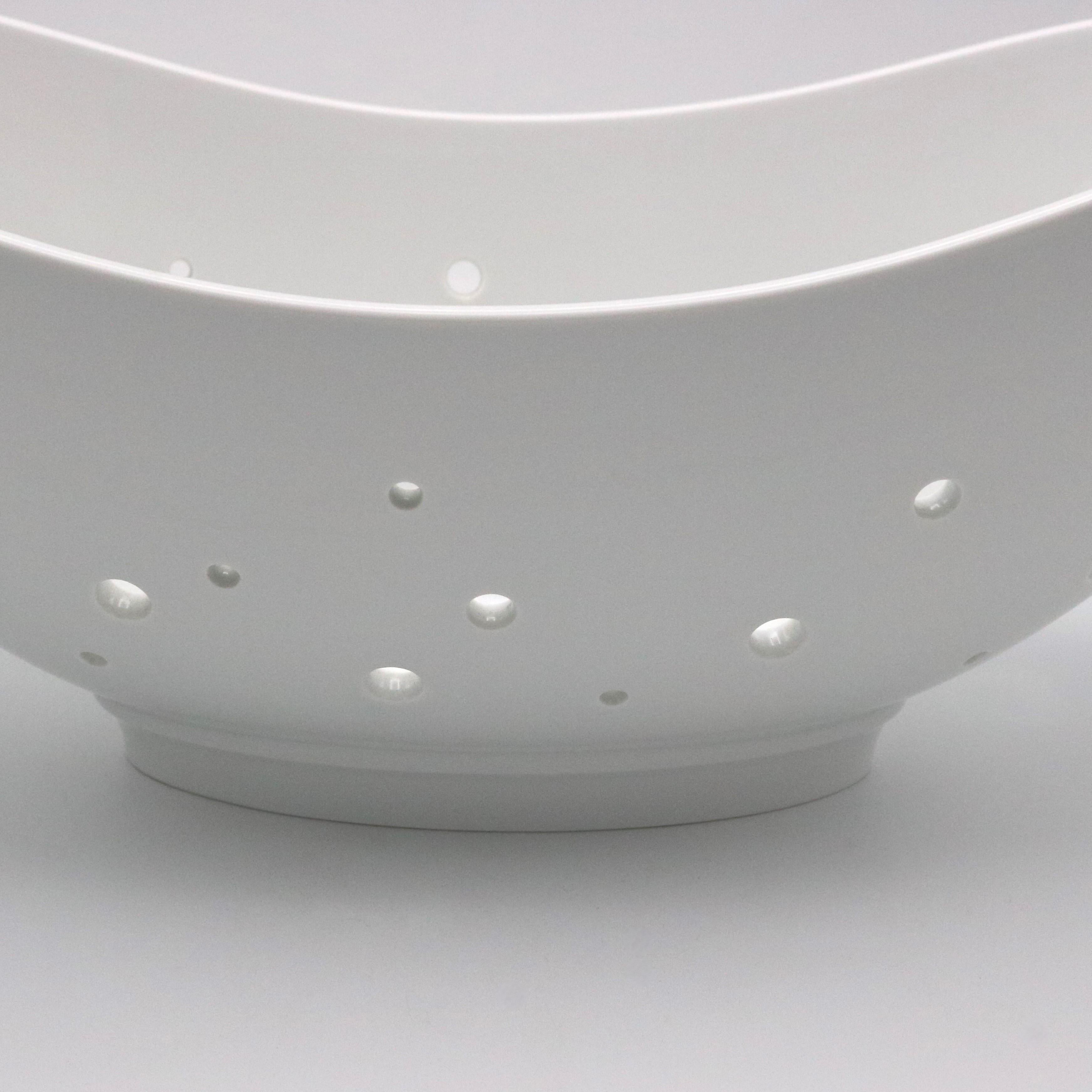 Allemand KPM Porcelain Flower Boat Allemagne 1960 en vente