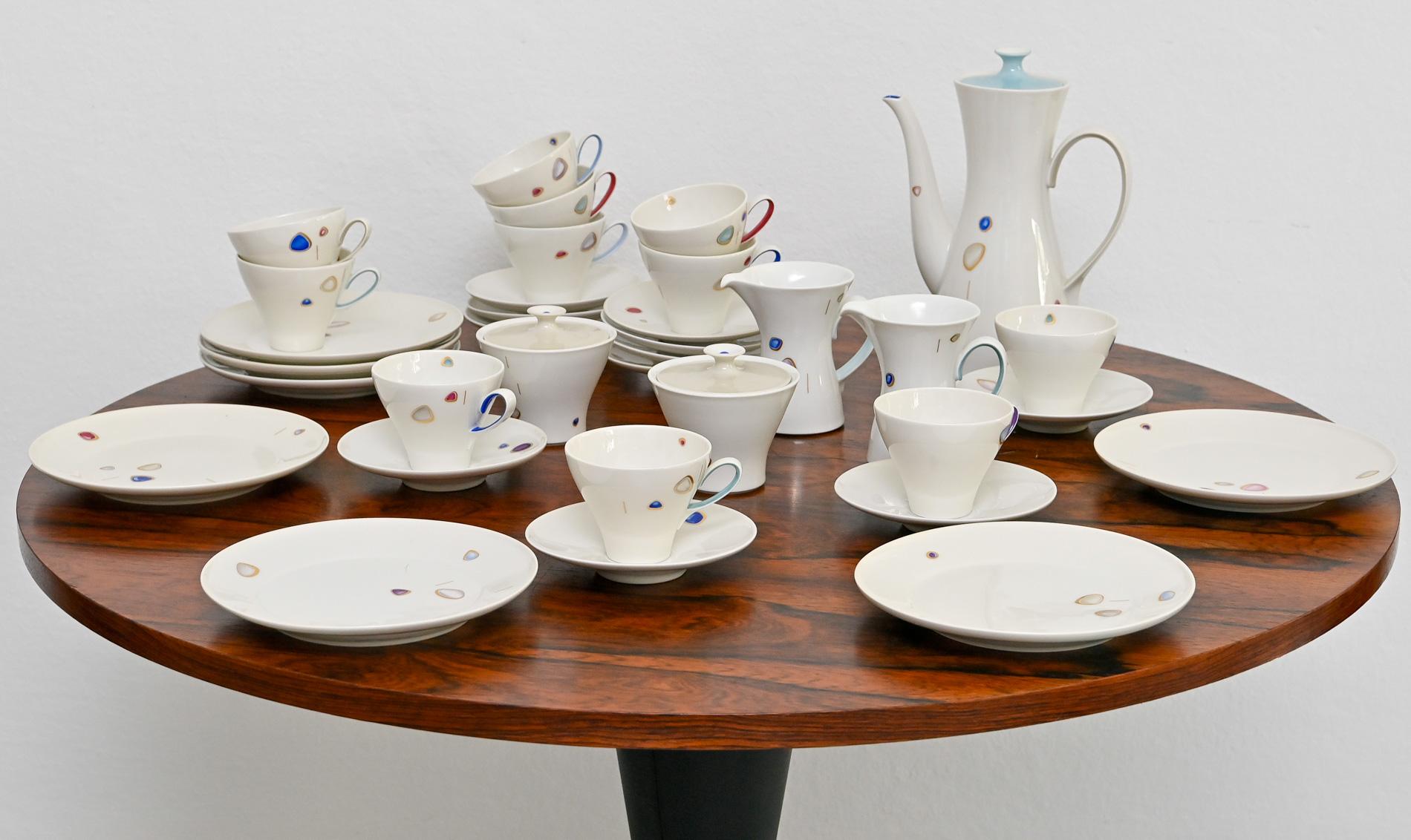 KPM Royal Berlin Design by Griemert Porcelain Coffee Set, Decor by von Unruh For Sale 1