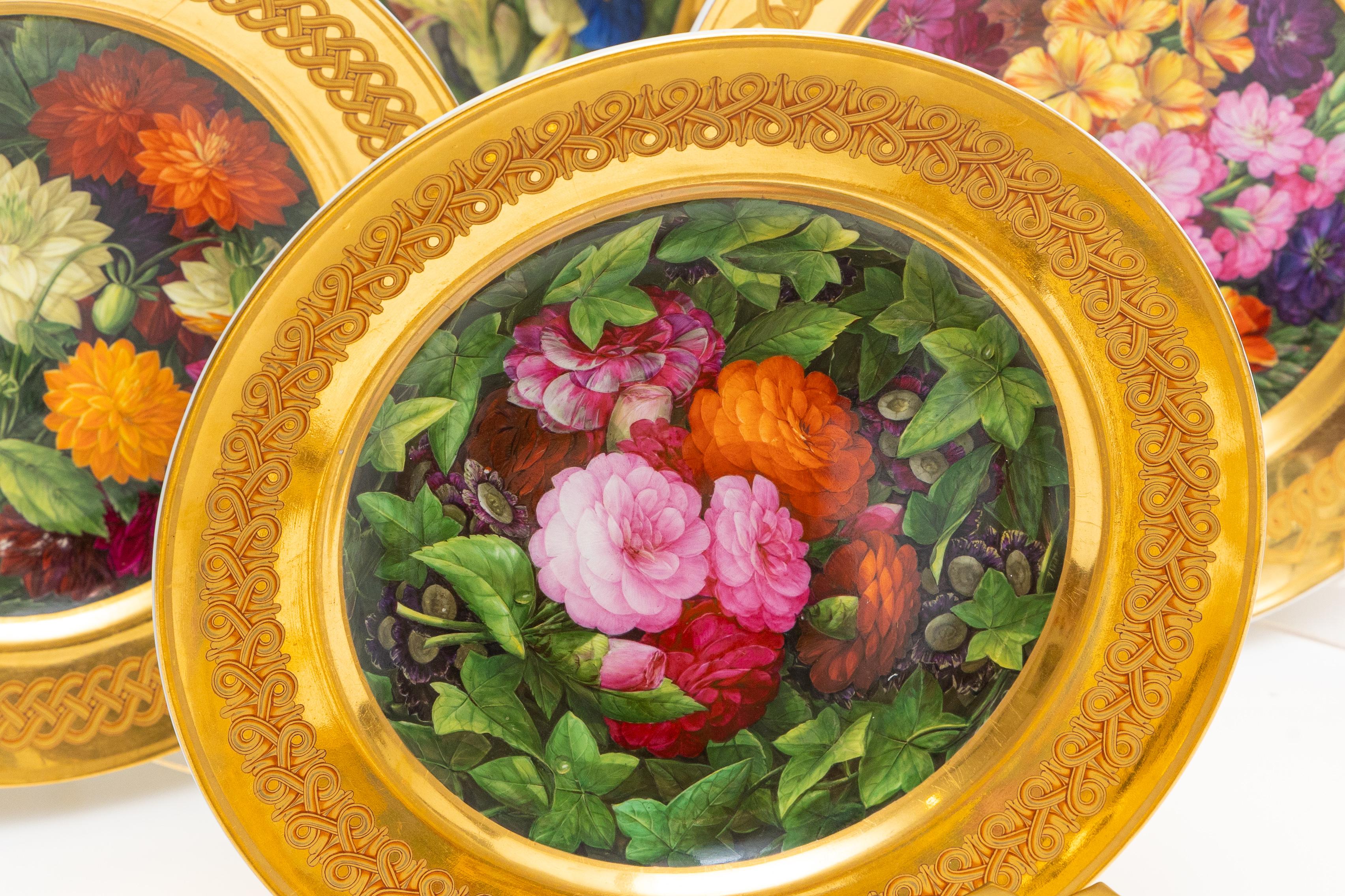 Dessert basket with six flower plates after the design of Ernst Sager (1788-1840)
German, Berlin, early 19th century (circa 1832-1837)
Porcelain, hand painted, signed. 

Signed for Königliche Porzellan-Manufaktur (KPM) Berlin with the royal