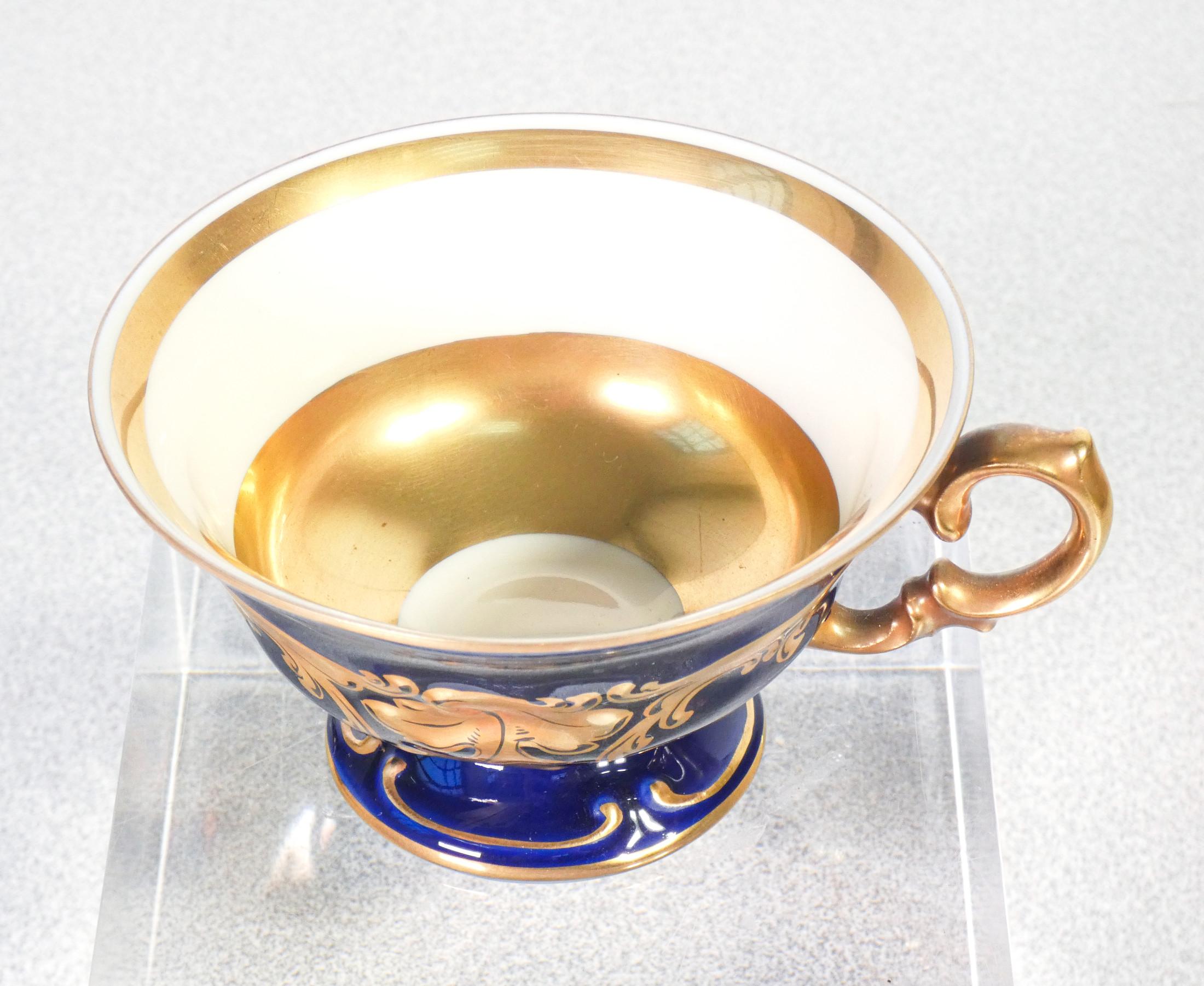 KPM-Tee- und Kaffeeservice, Friederike-Serie, Kobaltblau und Gold. Deutschland 30er Jahre 3