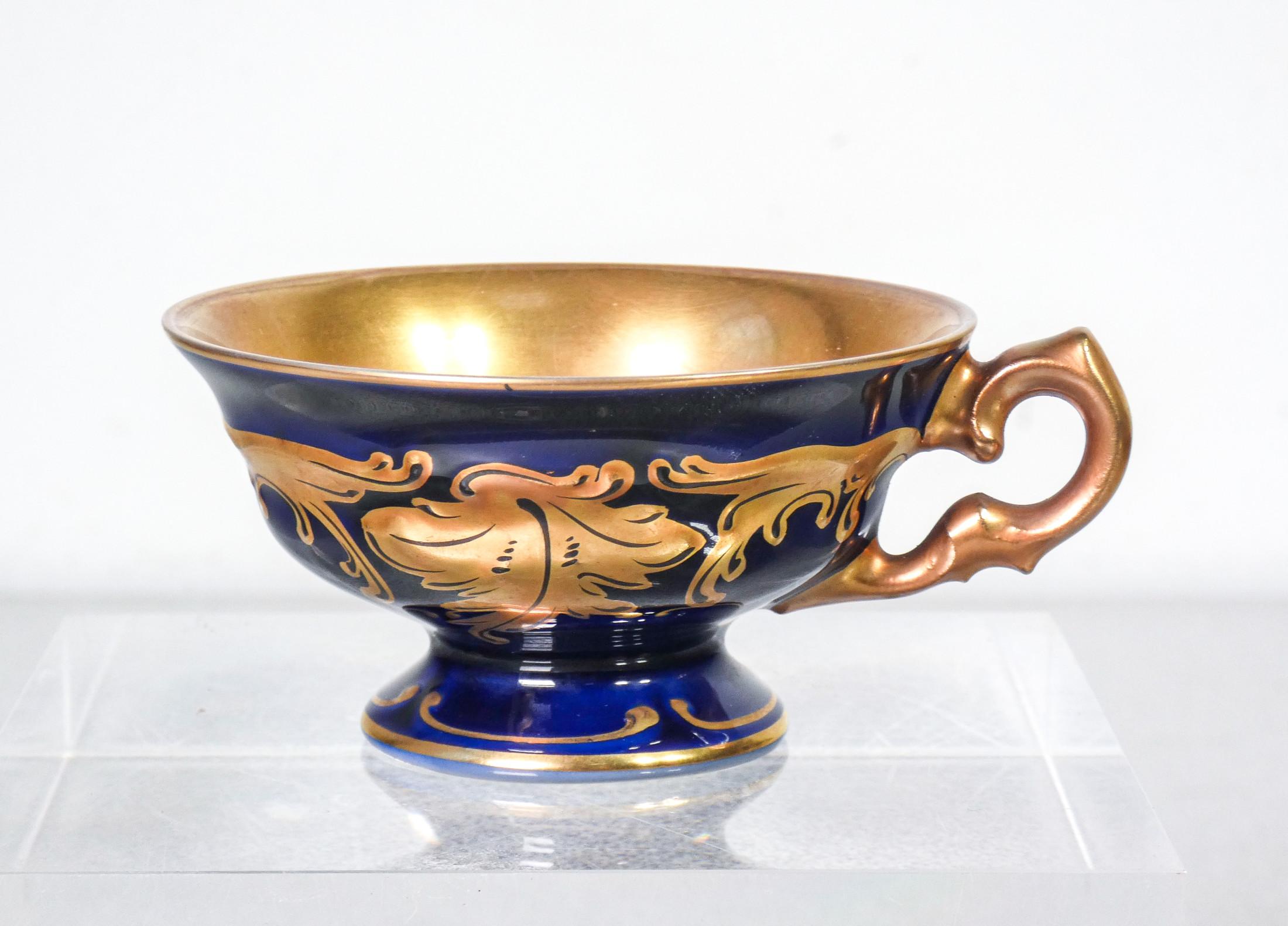 KPM-Tee- und Kaffeeservice, Friederike-Serie, Kobaltblau und Gold. Deutschland 30er Jahre 5