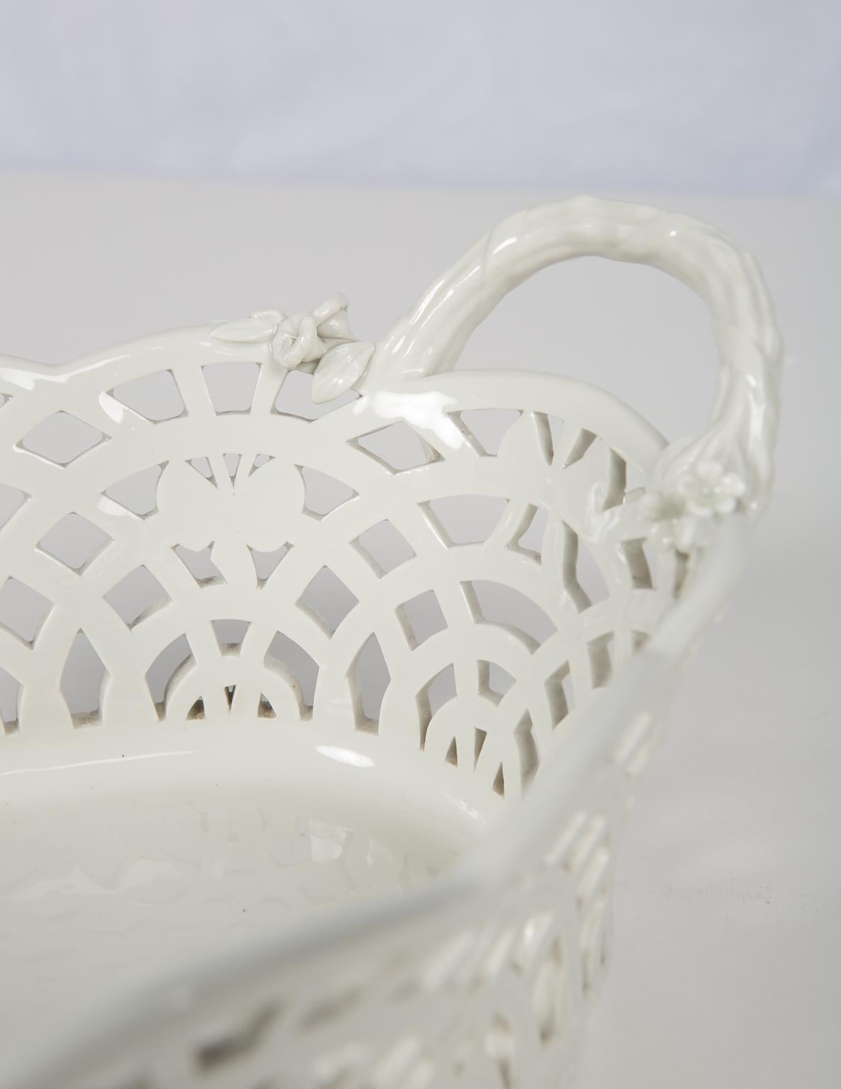 KPM White Antique Pierced Porcelain Basket In Excellent Condition In Katonah, NY