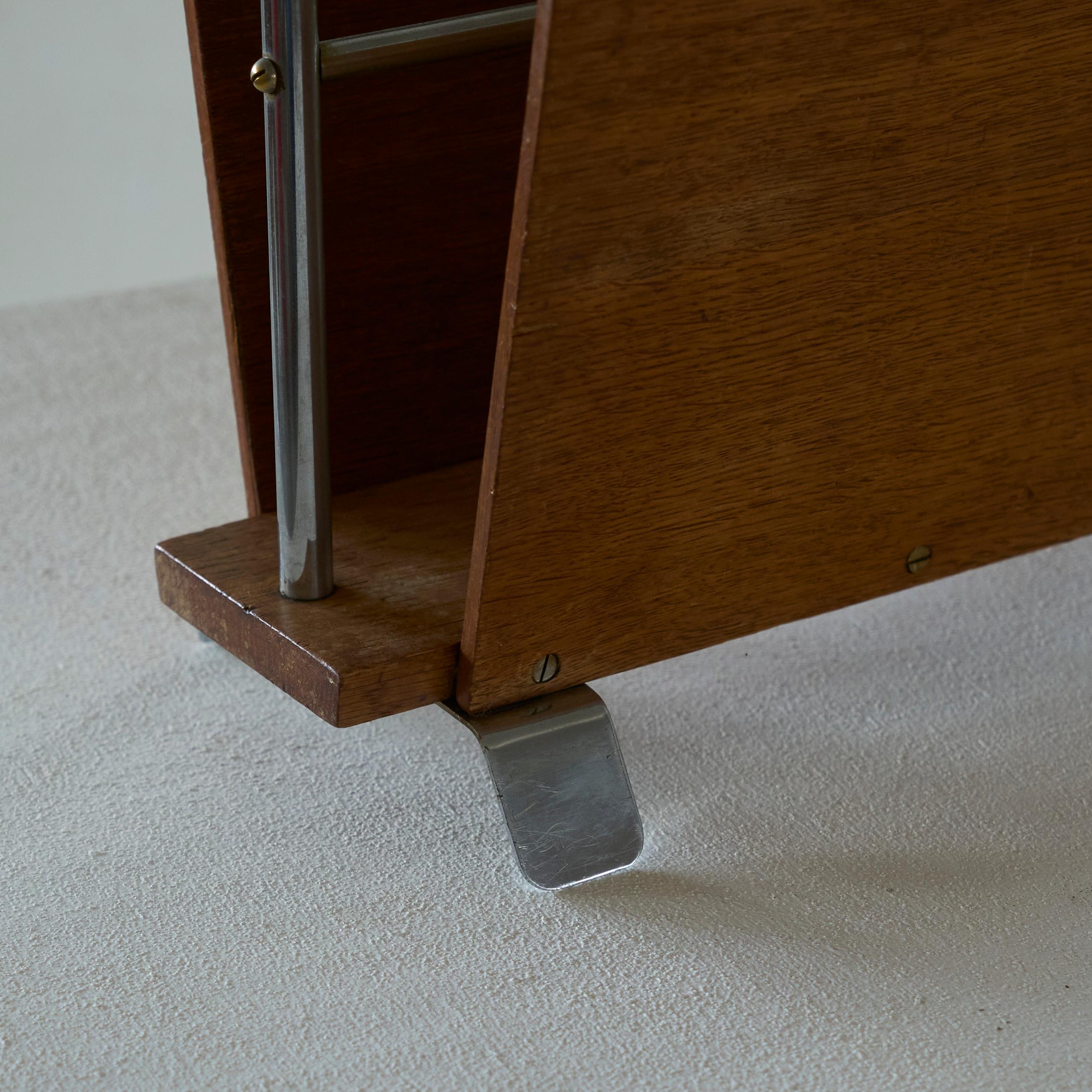 'Krachtwerk Schiedam' Modernist Magazine Rack The Netherlands 1930s In Good Condition For Sale In Tilburg, NL