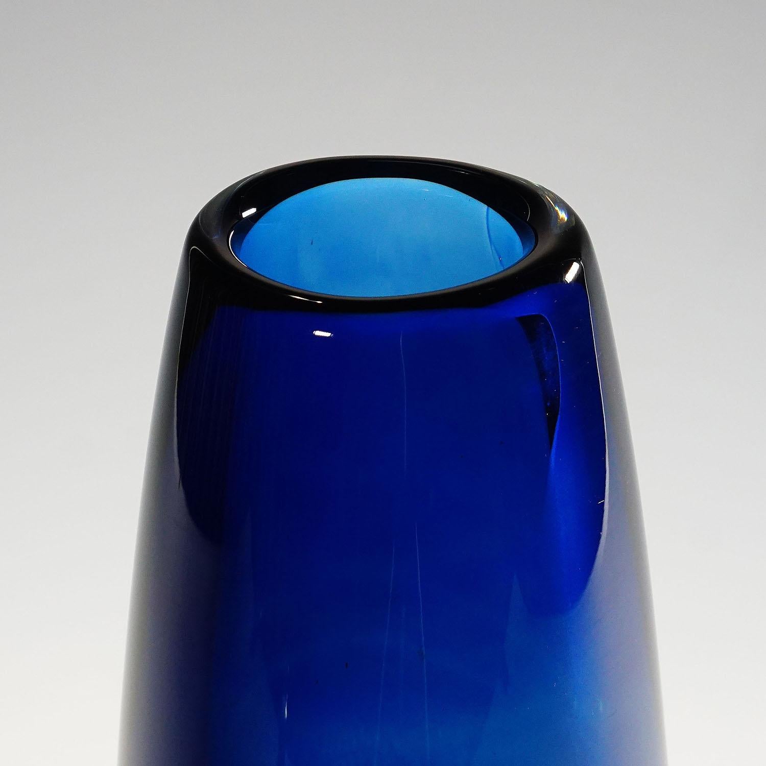 Kraka Vase Designed by Sven Palmquist for Orrefors, Sweden in 1954 In Good Condition In Berghuelen, DE