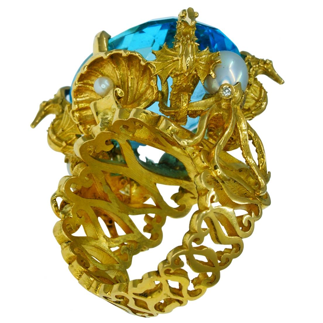 Kraken Ring 18 Karat Yellow Gold with Swiss Blue Topaz, Diamonds and Pearls 4