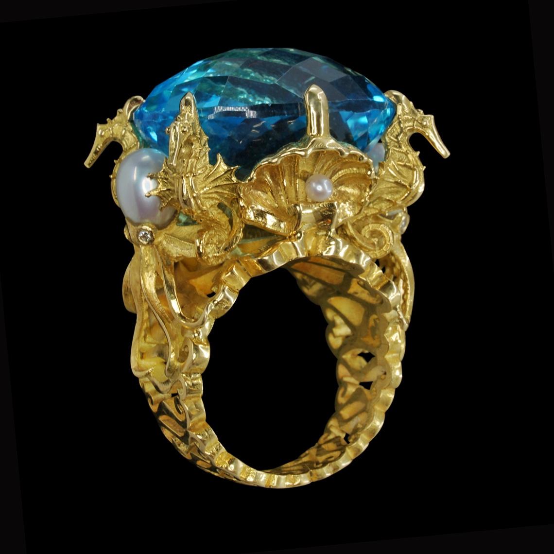 Kraken Ring 18 Karat Yellow Gold with Swiss Blue Topaz, Diamonds and Pearls 5