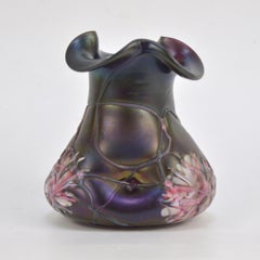 Kralik Art Nouveau Iridescent Glass Vase Pallme-Konig and Habel, Teplitz