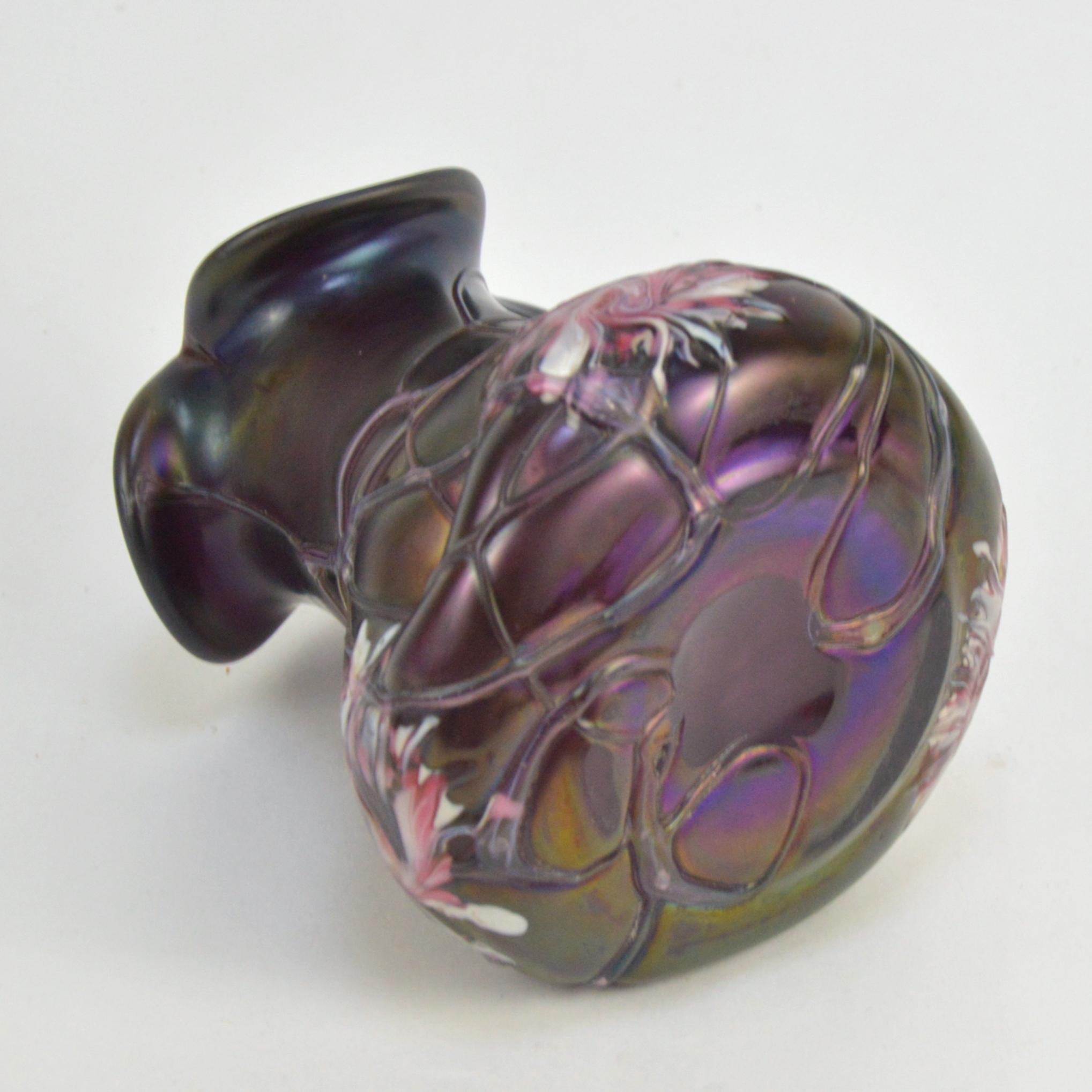 Art Glass Kralik Art Nouveau Iridescent Glass Vase Pallme-Konig and Habel, Teplitz For Sale
