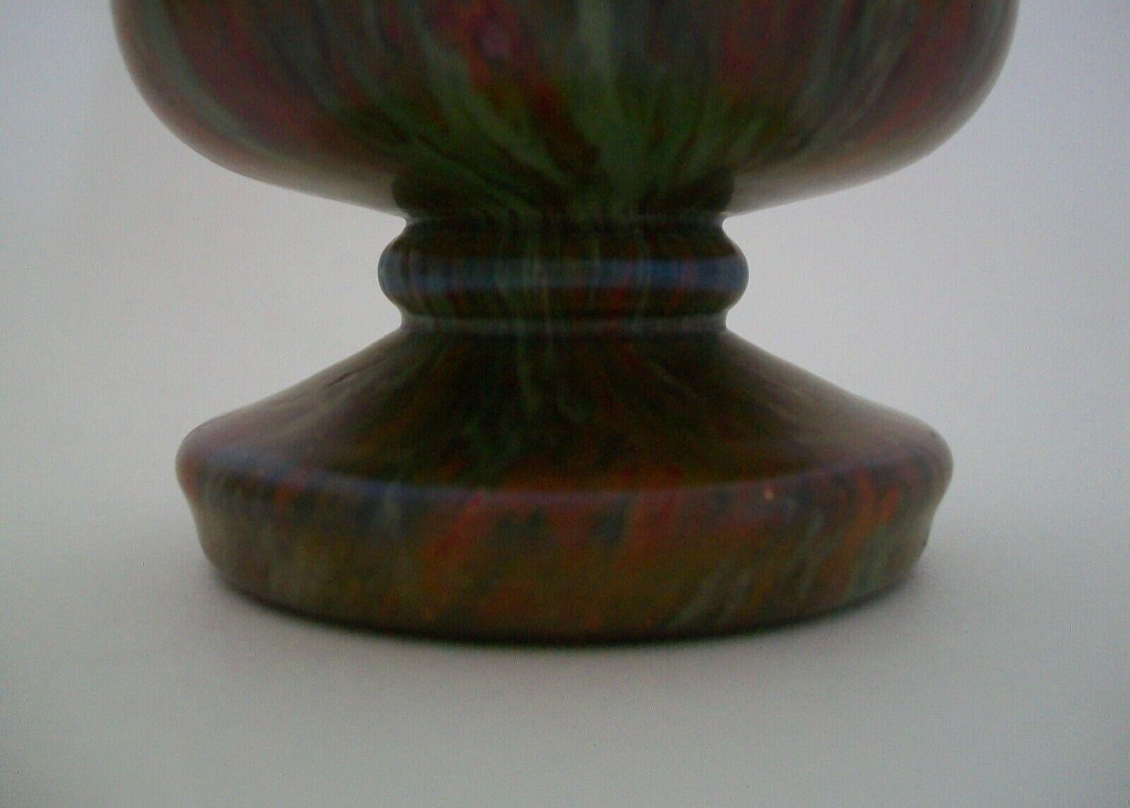 Kralik, Art Nouveau Moss Agate Satin Glass Vase, Czech Republic, 20th Century For Sale 1