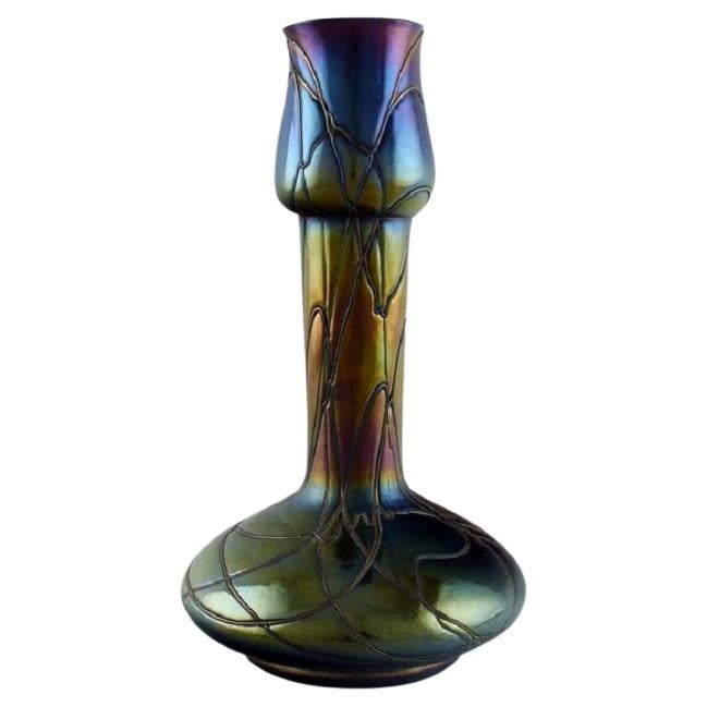 Kralik, Bohemia, Narrow-Neck Art Nouveau Vase in Iridescent Art Glass