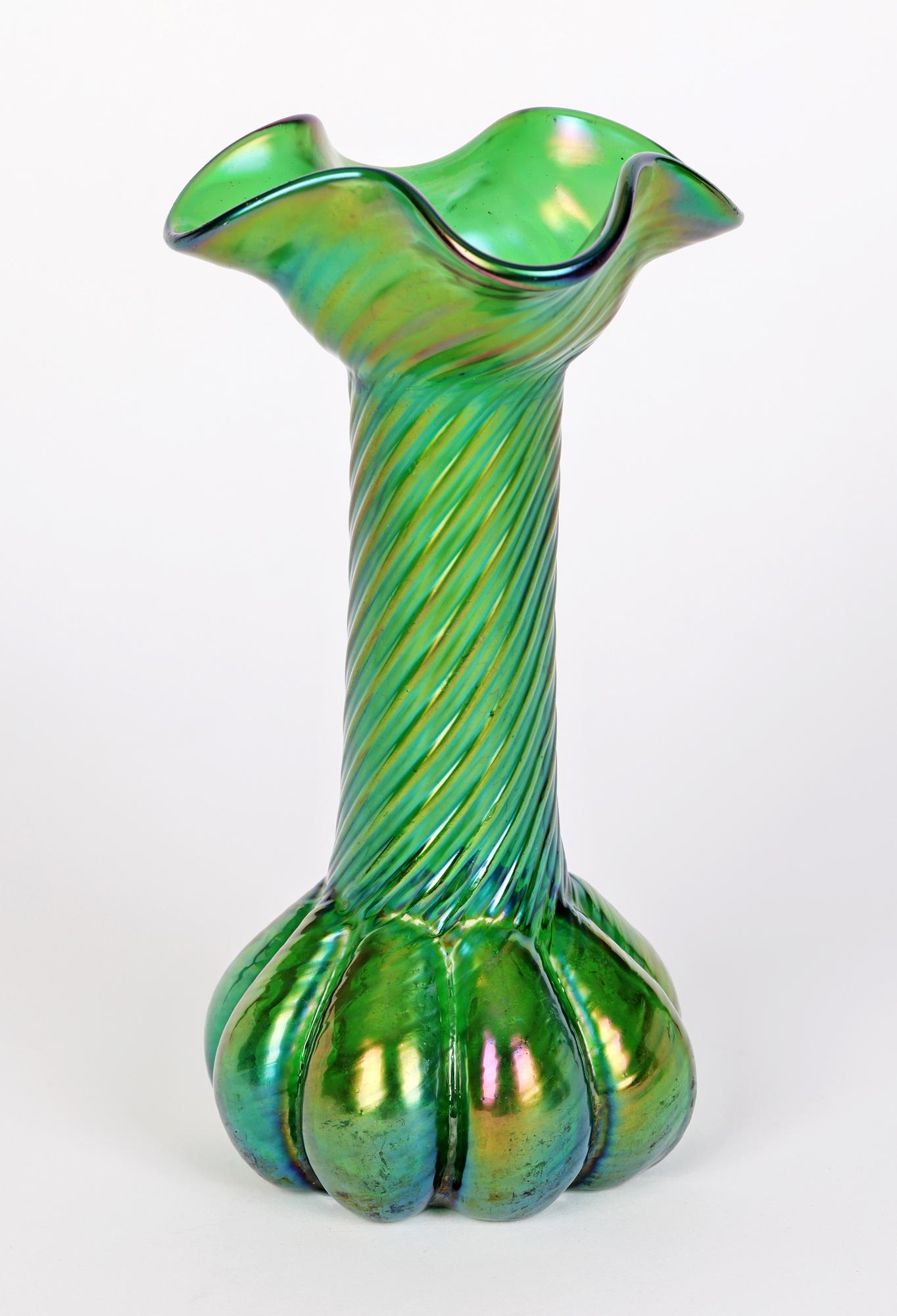 Kralik Loetz Style Iridescent Flower Bud Green Glass Vase c.1900    For Sale 5