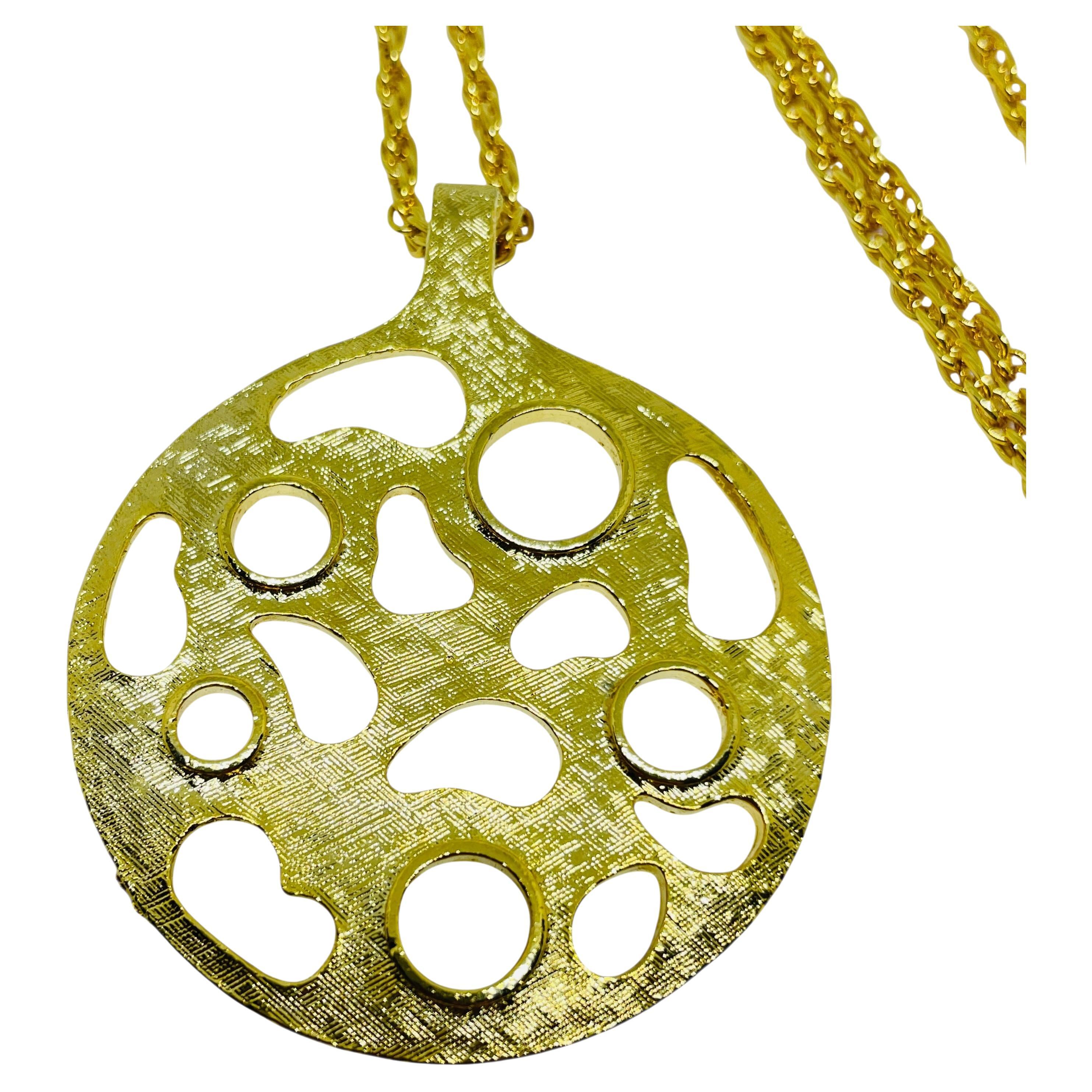 KRAMER signed vintage gold tone modernist designer pendant chain necklace en venta