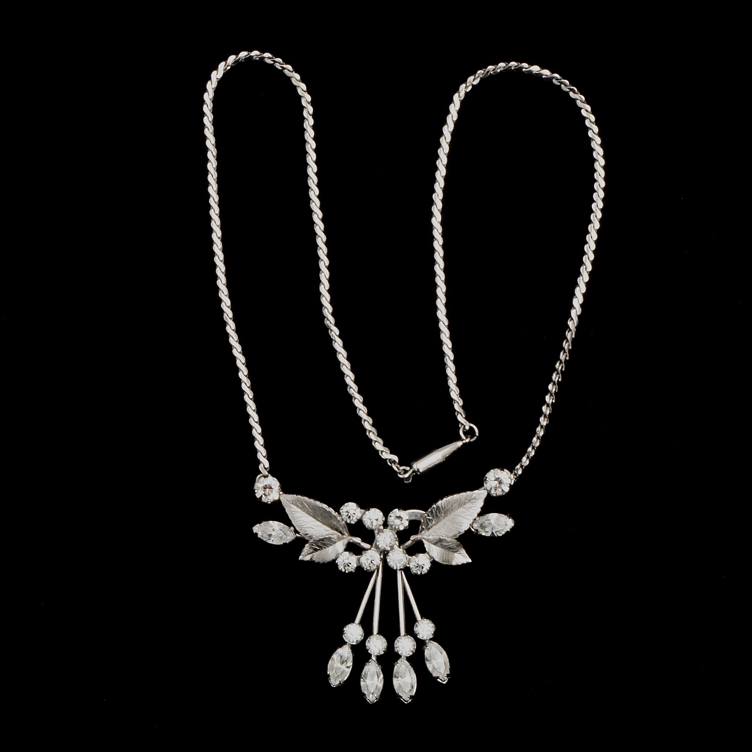 Krementz 14K White Gold Overlay Leaf Design Rhinestone Necklace and Earring Set For Sale 5